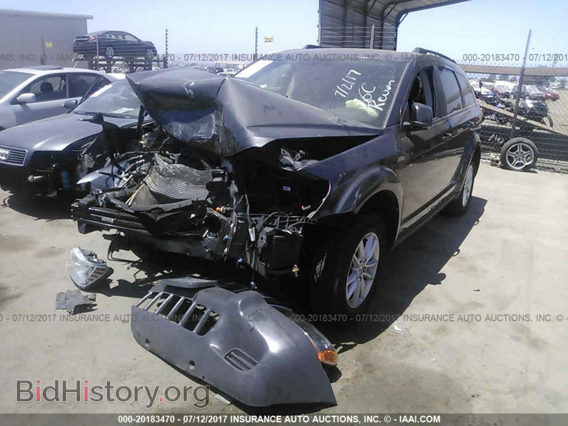 2014 Dodge Journey - VIN: 3C4PDCBB0ET130552 - Photo 2