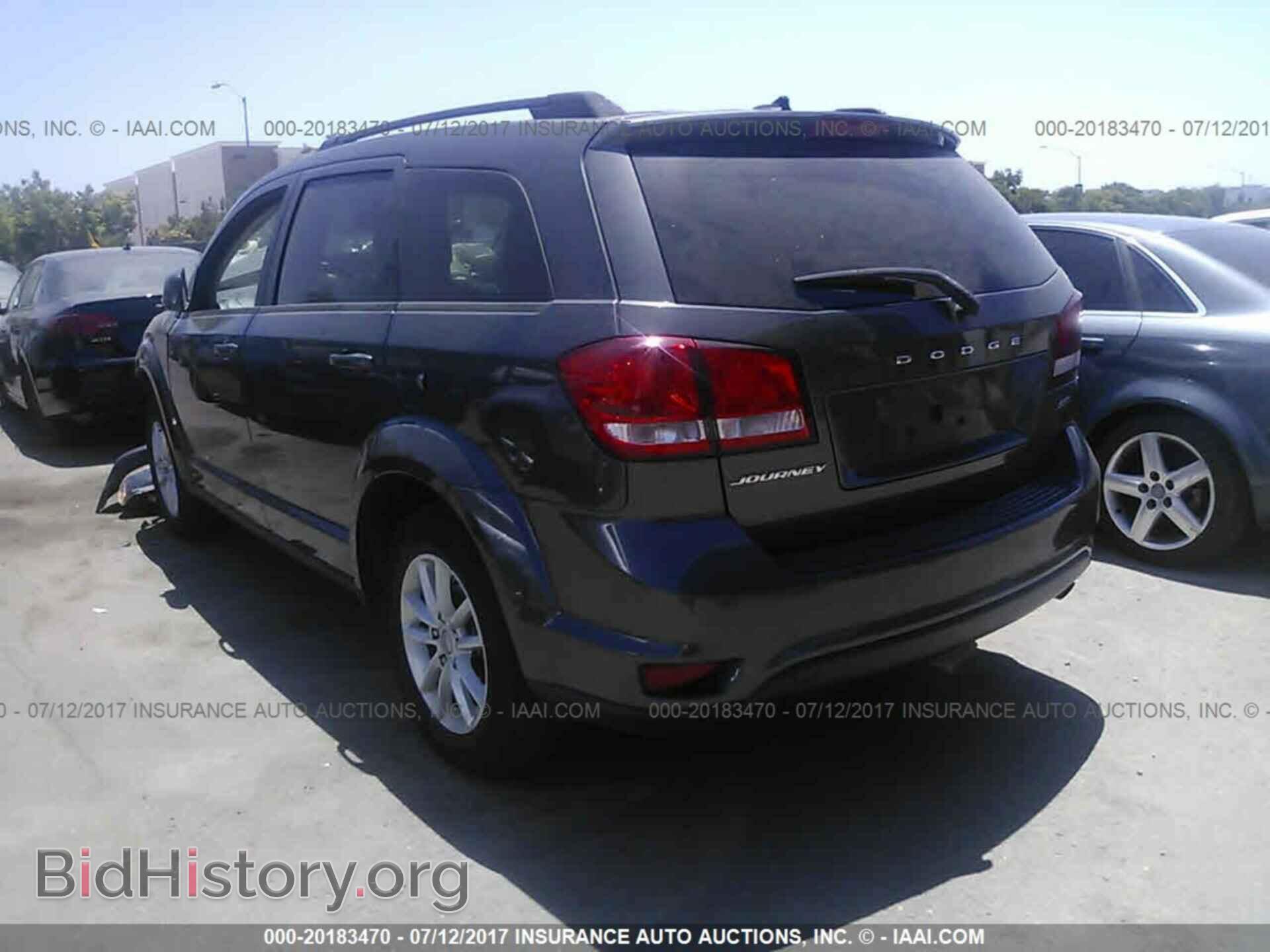 2014 Dodge Journey - VIN: 3C4PDCBB0ET130552 - Photo 3
