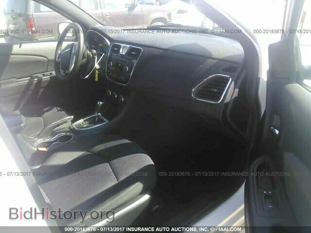 2013 Chrysler 200 - VIN: 1C3CCBBG9DN720484 - Фото 5