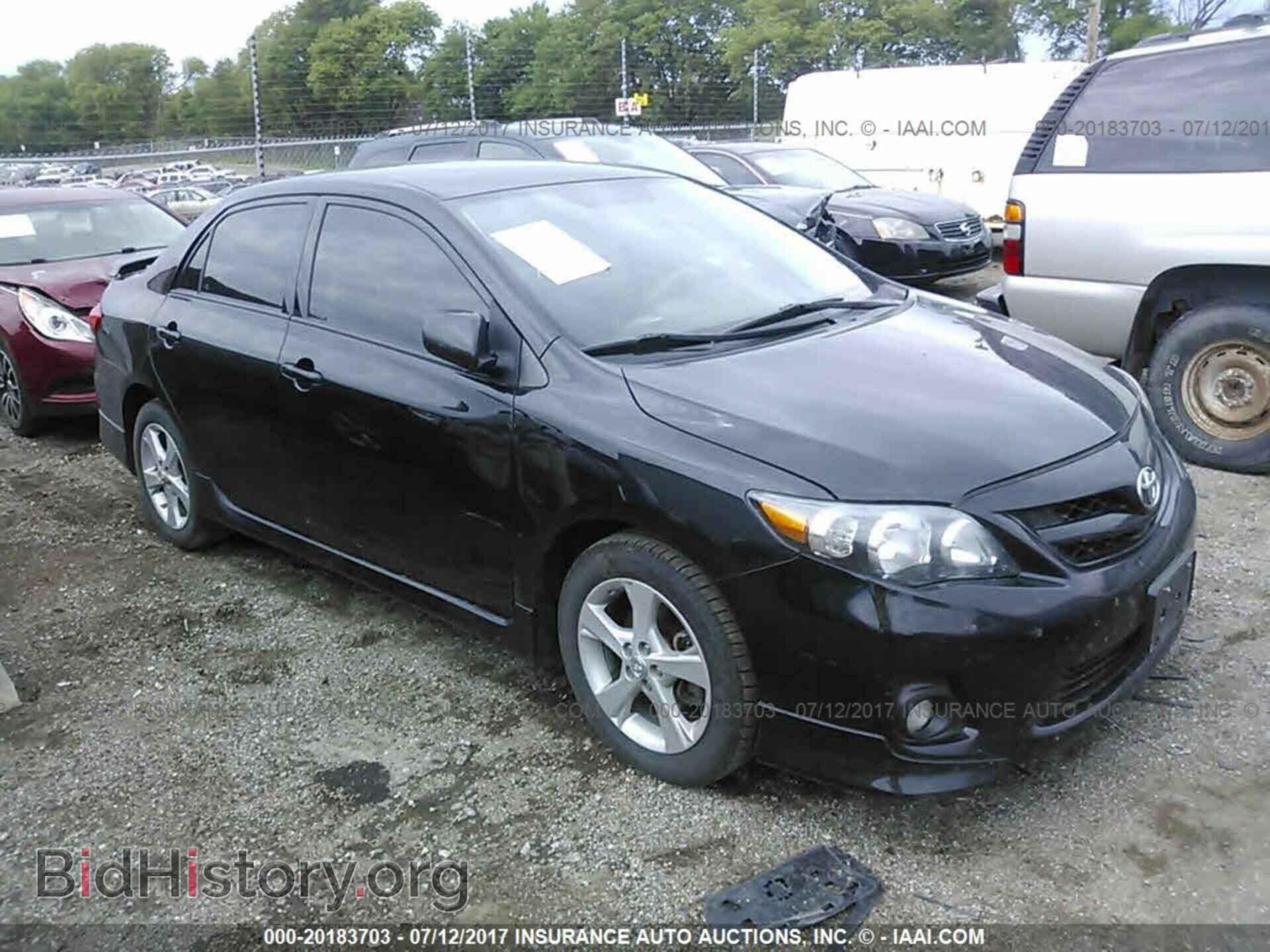 Photo 2T1BU4EE3DC060925 - Toyota Corolla 2013