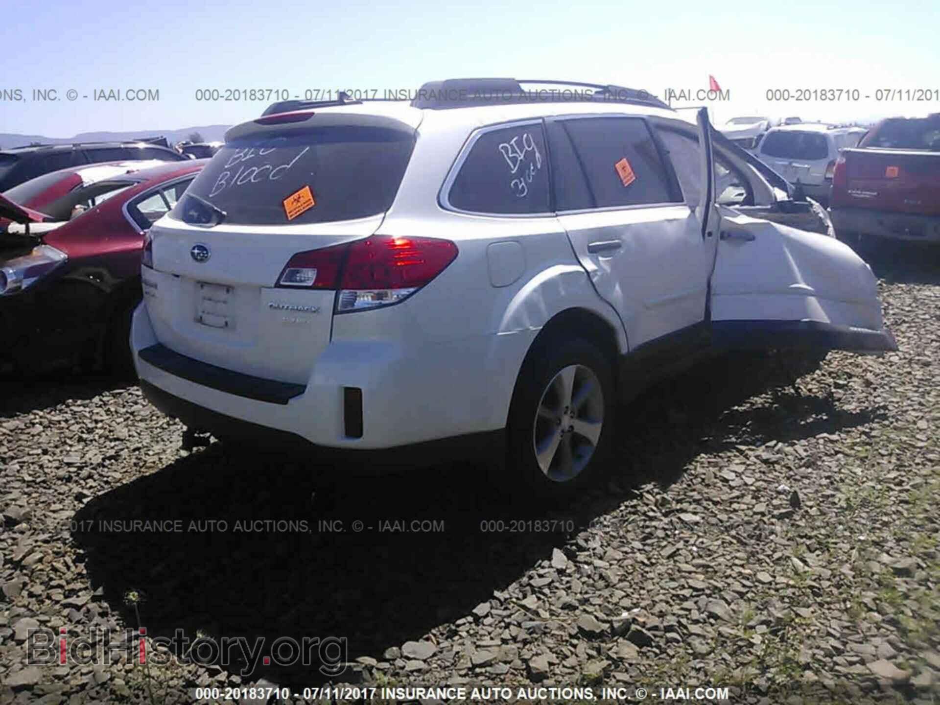 2013 Subaru Outback - VIN: 4S4BRBSC5D3289572 - Photo 4