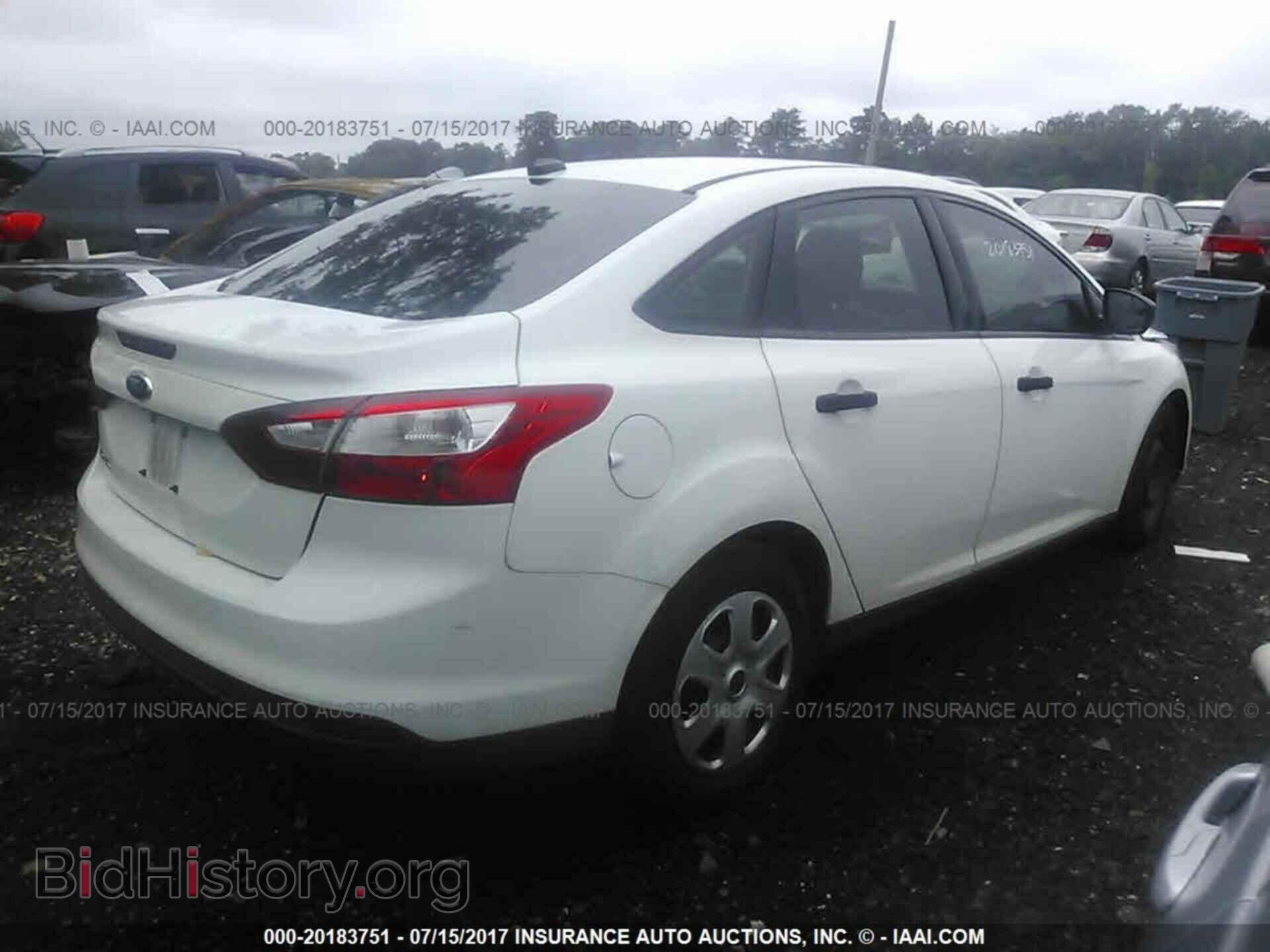 2013 Ford Focus - VIN: 1FADP3E2XDL249344 - Photo 4