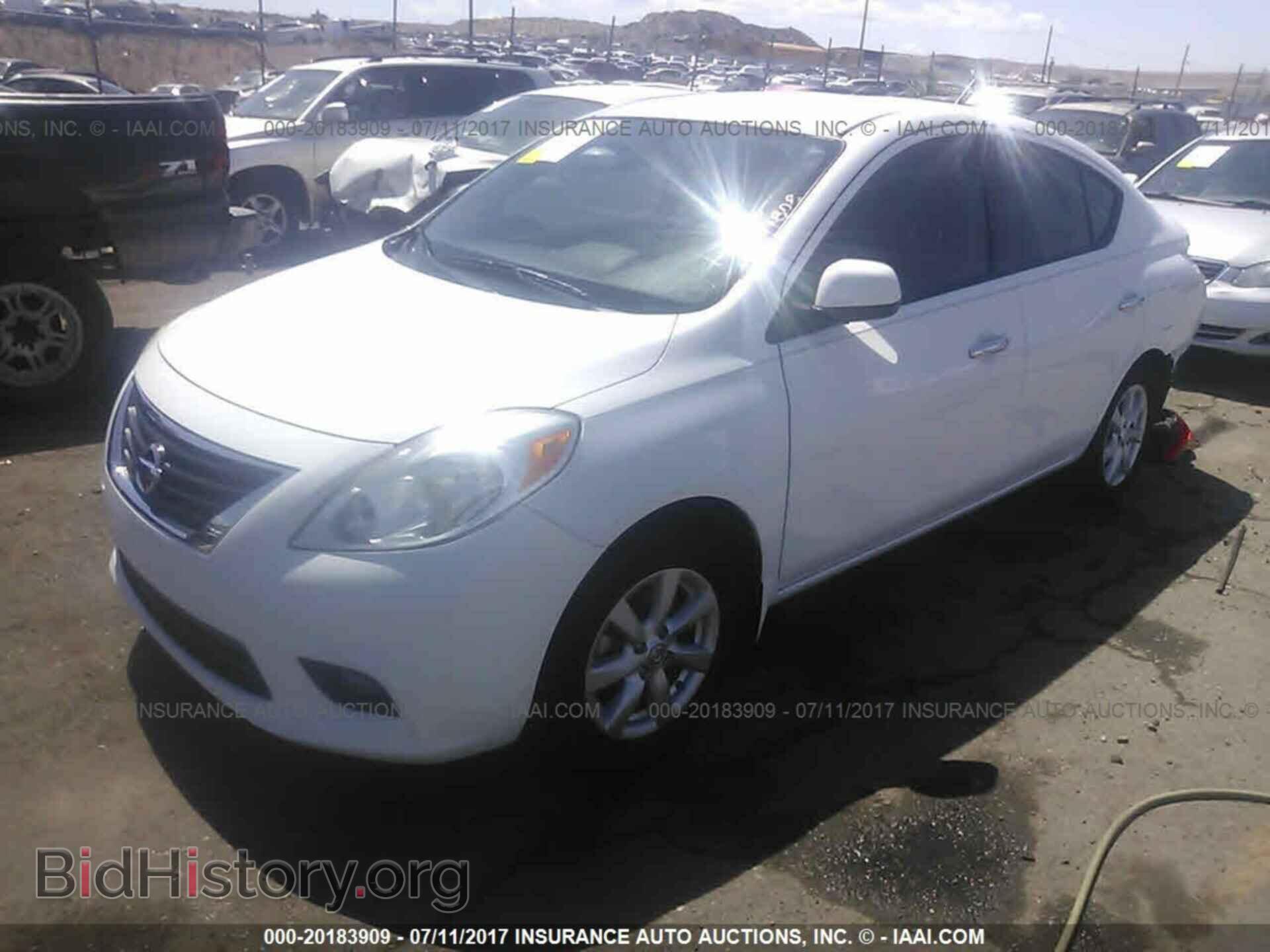2012 Nissan Versa - VIN: 3N1CN7AP5CL929792 - Фото 2