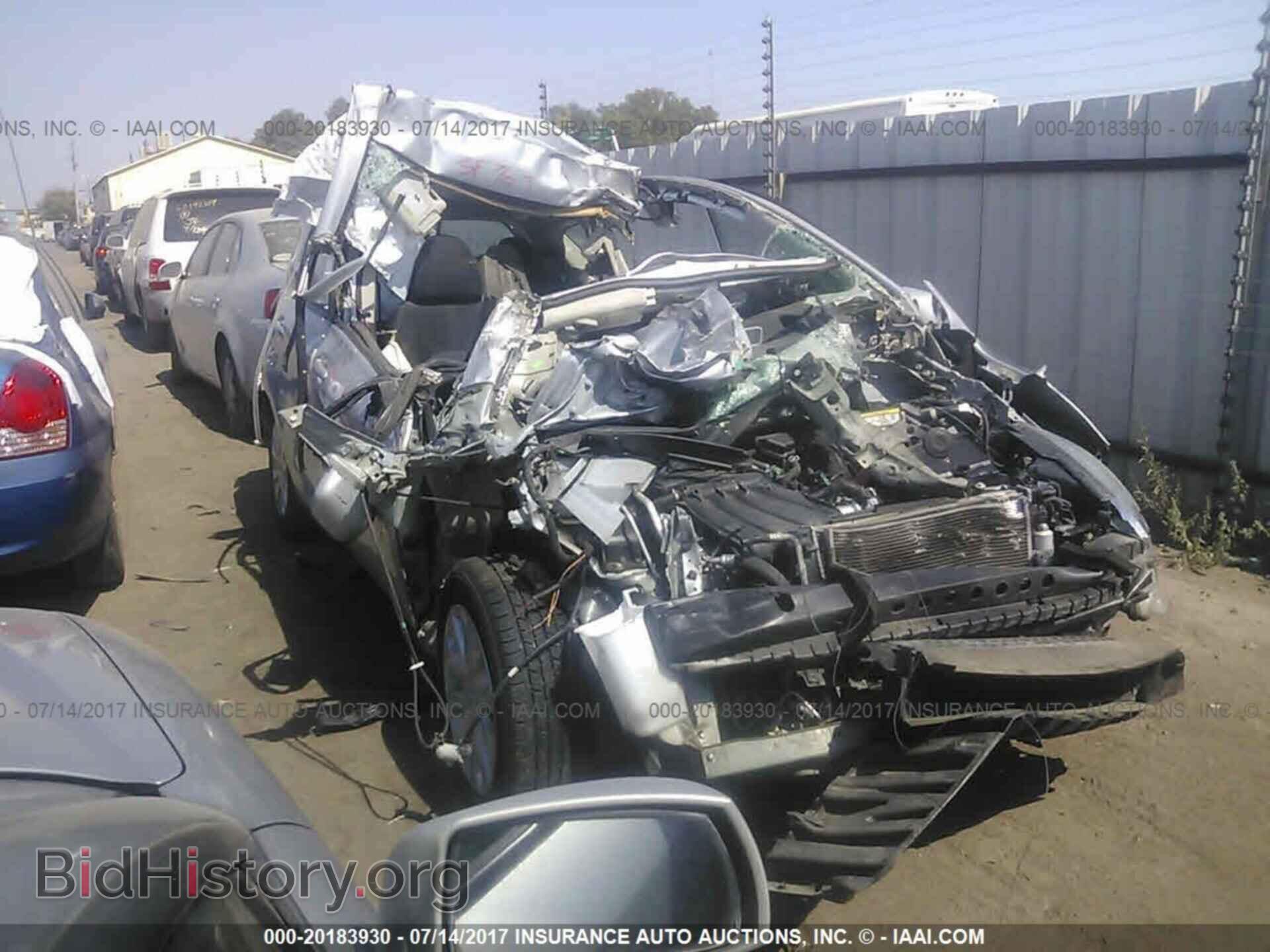 Photo 3N1CE2CP2EL362752 - Nissan Versa note 2014