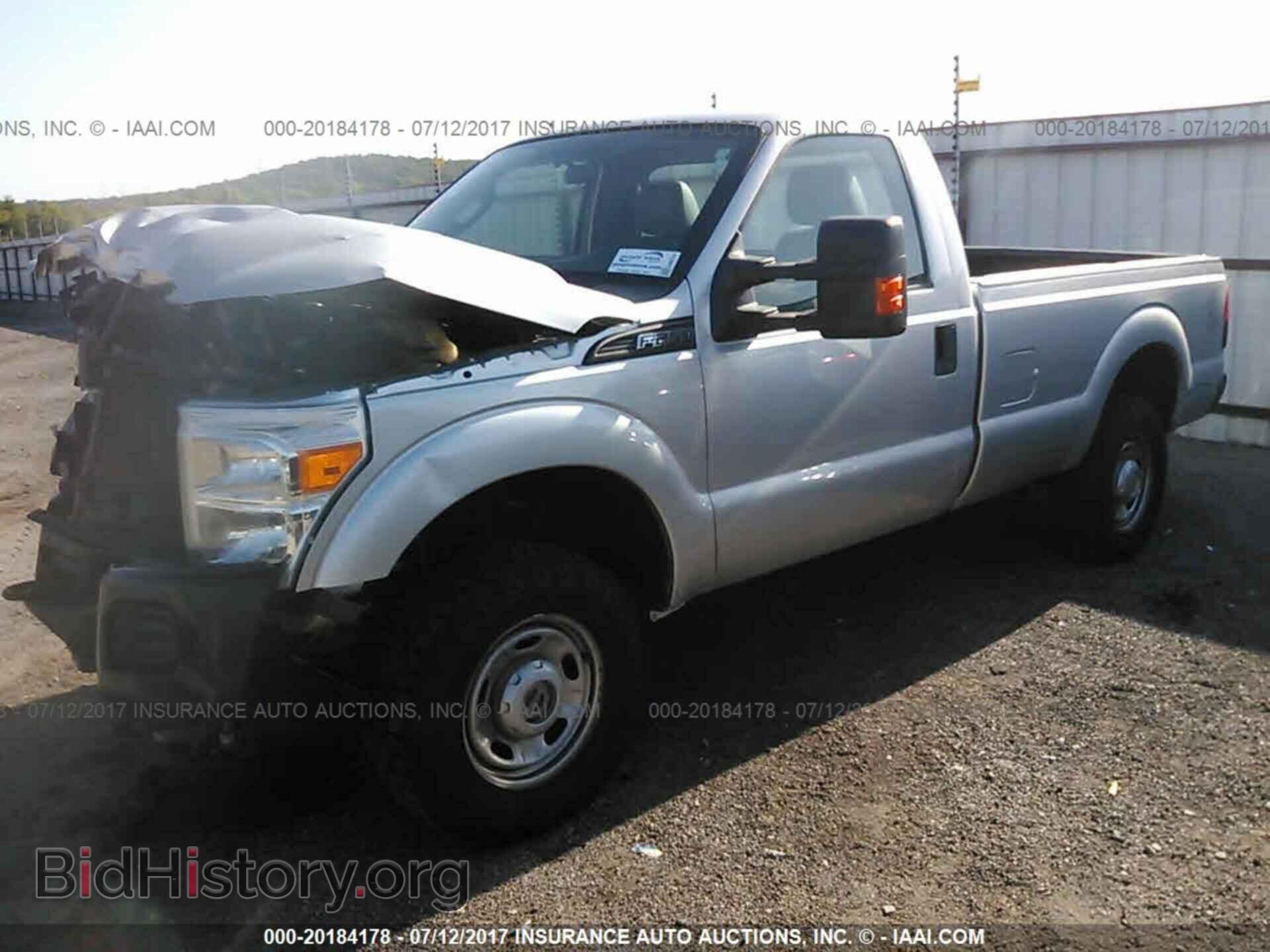 2011 Ford F250 - VIN: 1FTBF2B60BEC02685 - Фото 2