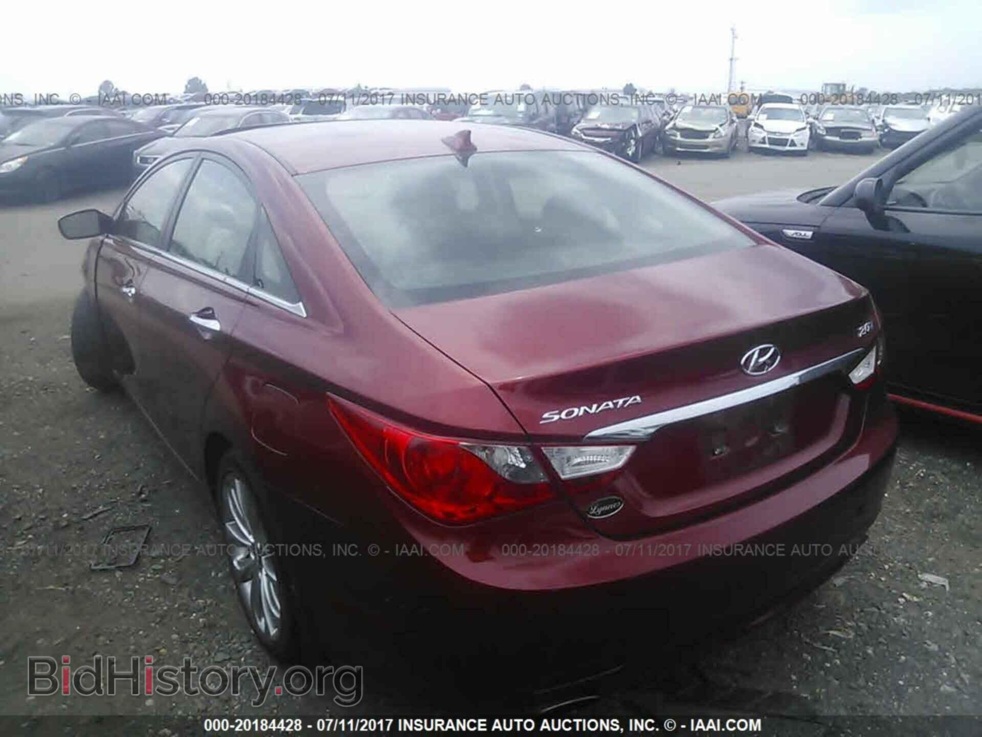 2012 Hyundai Sonata - VIN: 5NPEC4AB1CH410642 - Photo 3