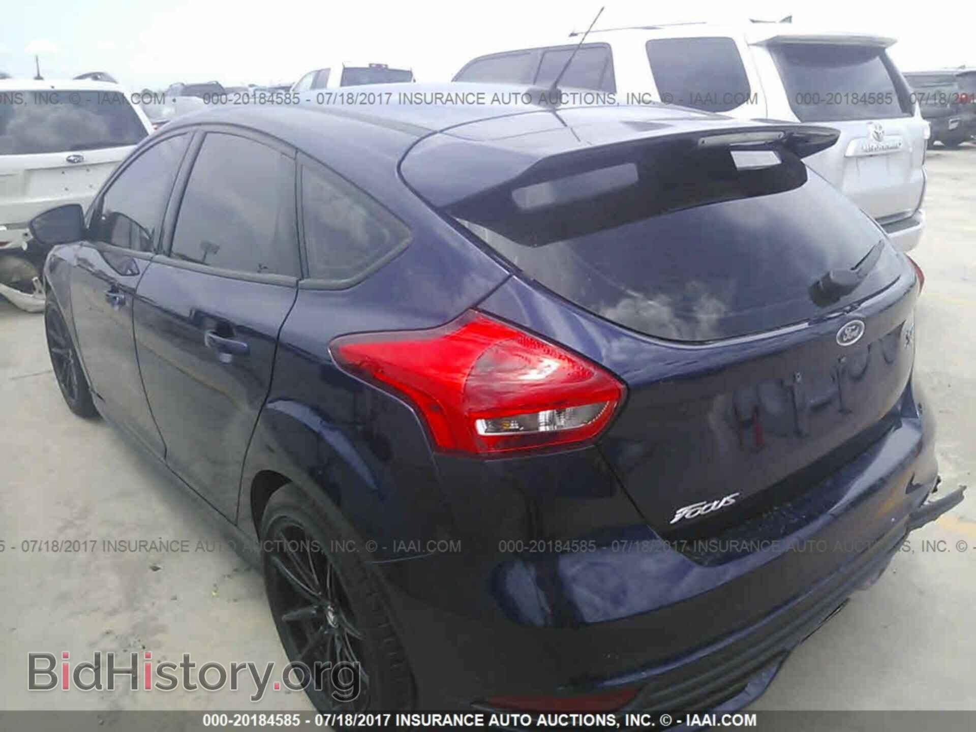 2016 Ford Focus - VIN: 1FADP3L90GL301276 - Photo 3