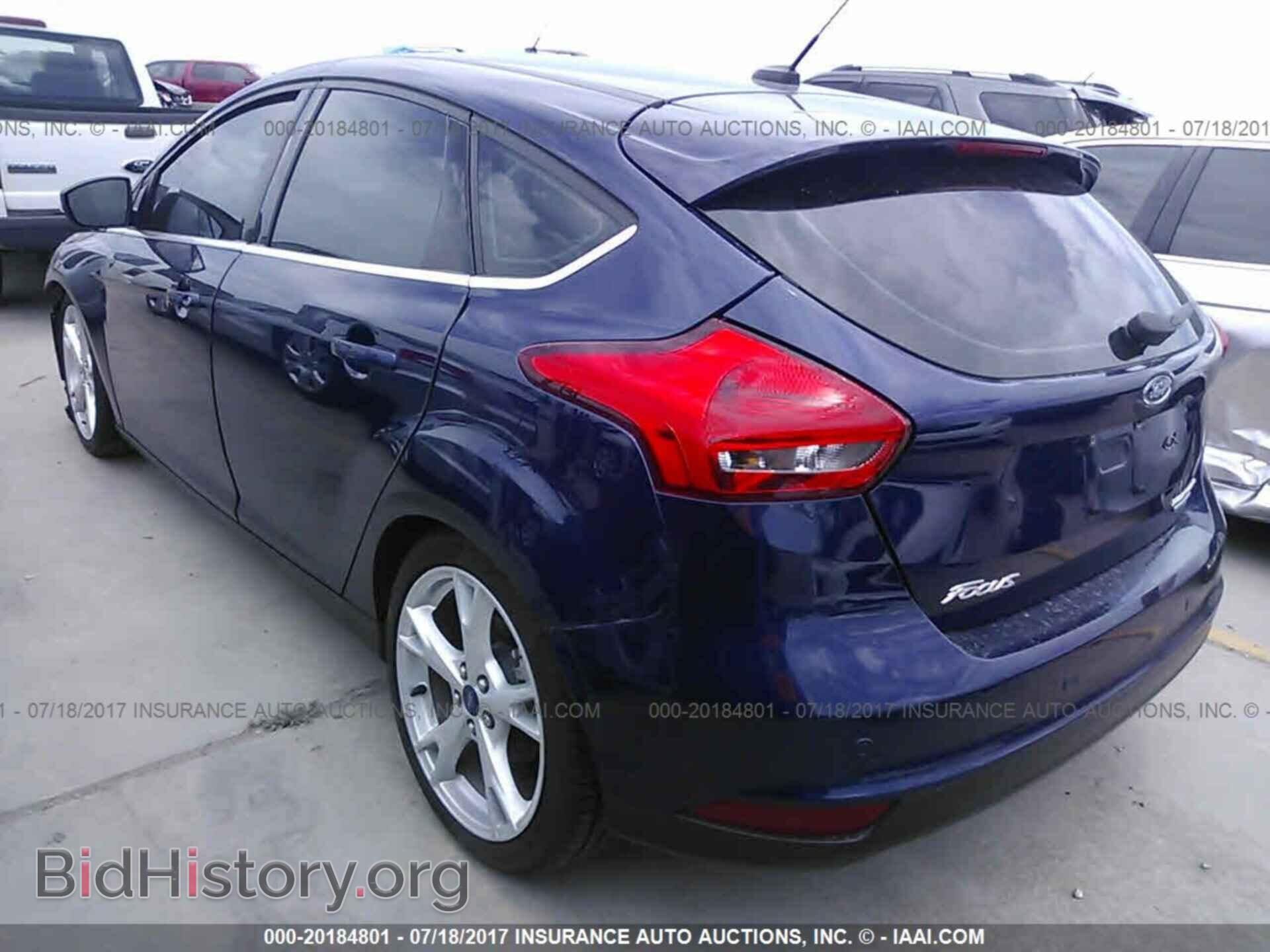 2016 Ford Focus - VIN: 1FADP3N26GL275265 - Photo 3