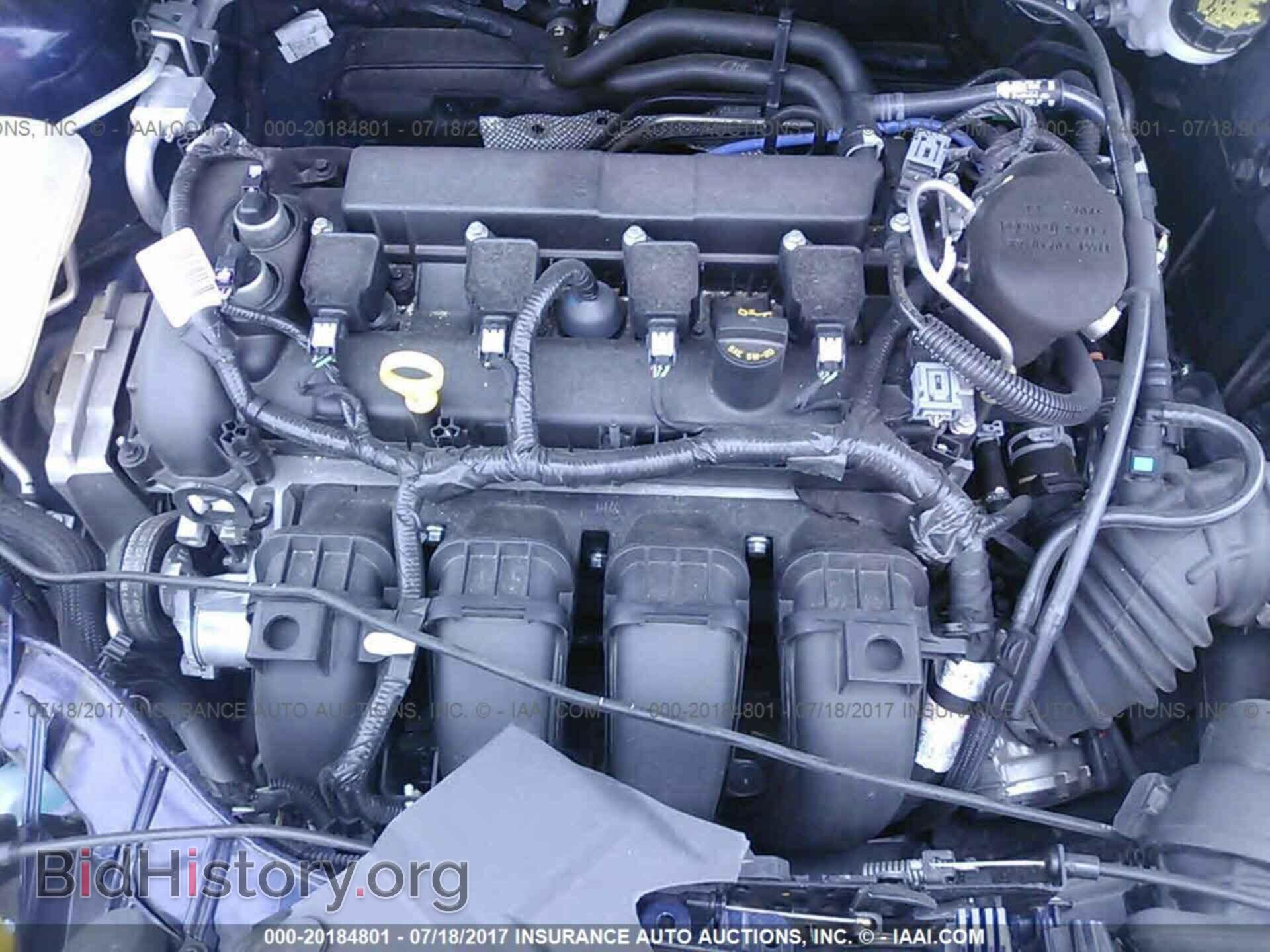 2016 Ford Focus - VIN: 1FADP3N26GL275265 - Photo 10