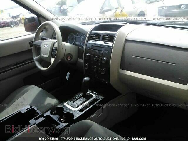 2011 Ford Escape - VIN: 1FMCU0C70BKA13490 - Photo 5