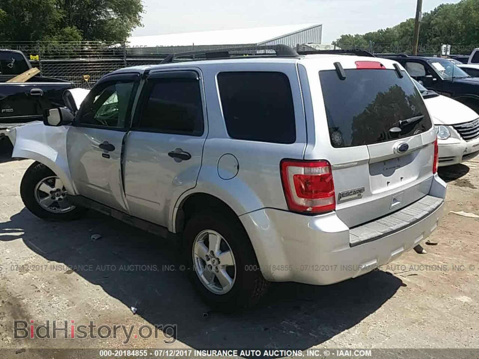 2011 Ford Escape - VIN: 1FMCU9D72BKC12656 - Photo 3
