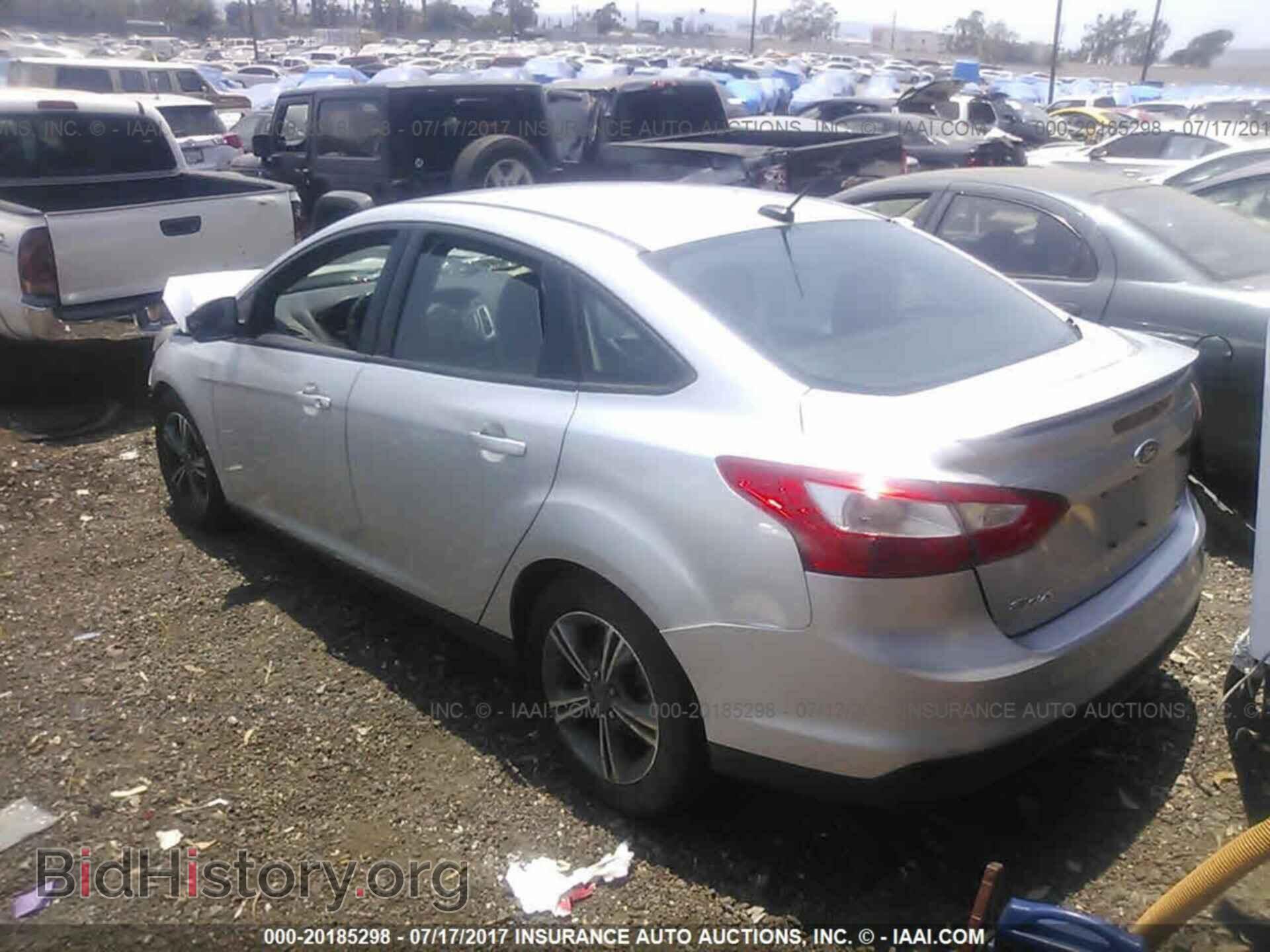 2014 Ford Focus - VIN: 1FADP3F24EL149708 - Photo 3