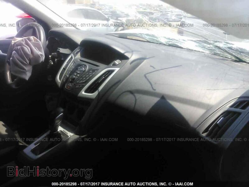 2014 Ford FOCUS (VIN 1FADP3F24EL149708) — photo 5 of 10