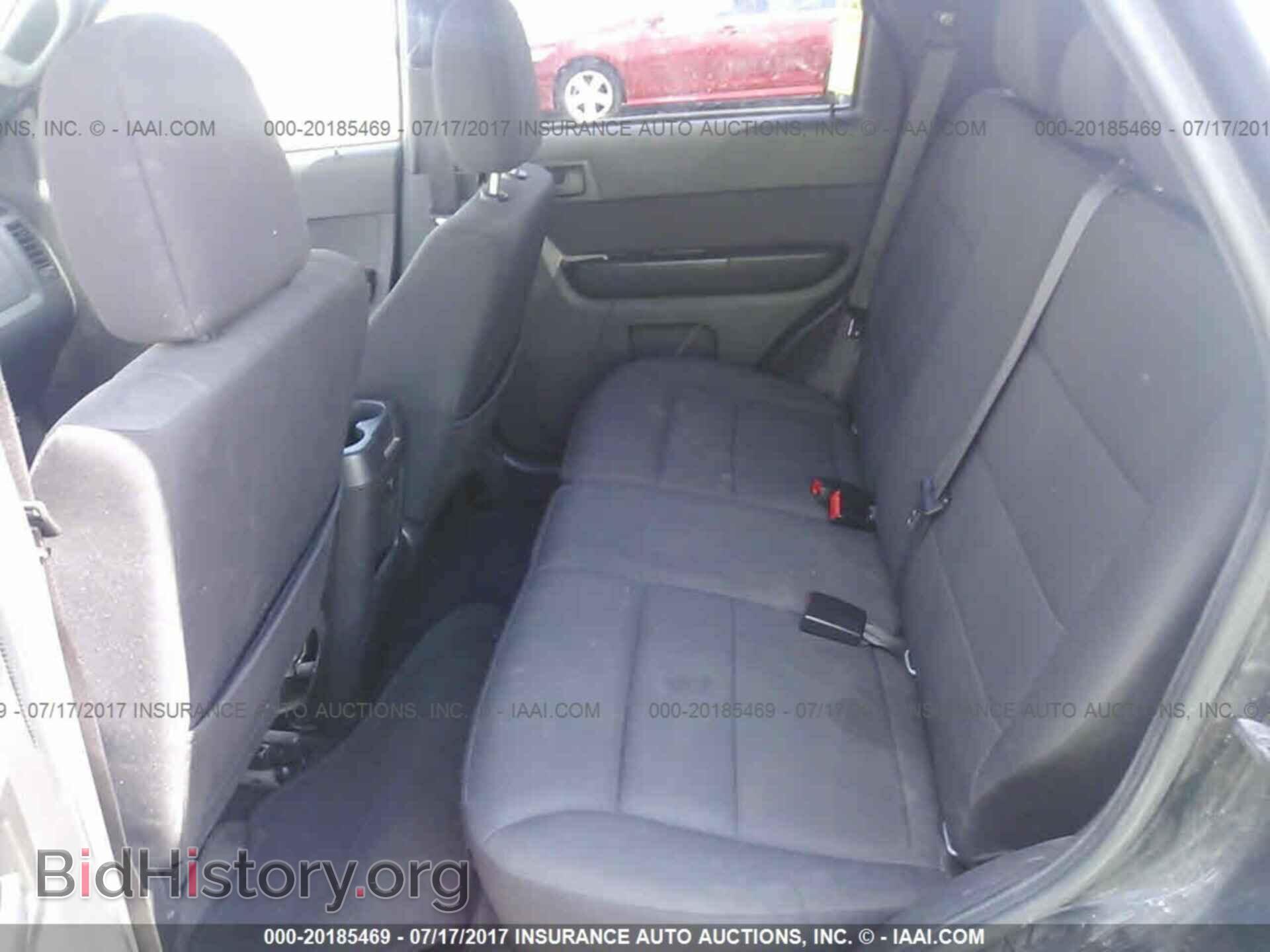 2012 Ford Escape - VIN: 1FMCU0D70CKB71568 - Фото 8