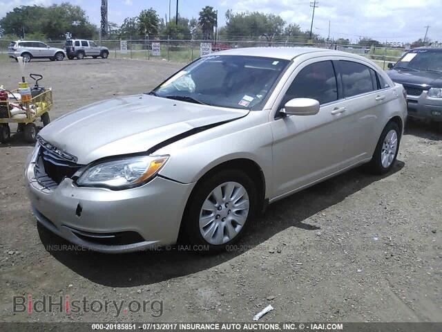 2013 Chrysler 200 - VIN: 1C3CCBAB3DN622668 - Фото 2