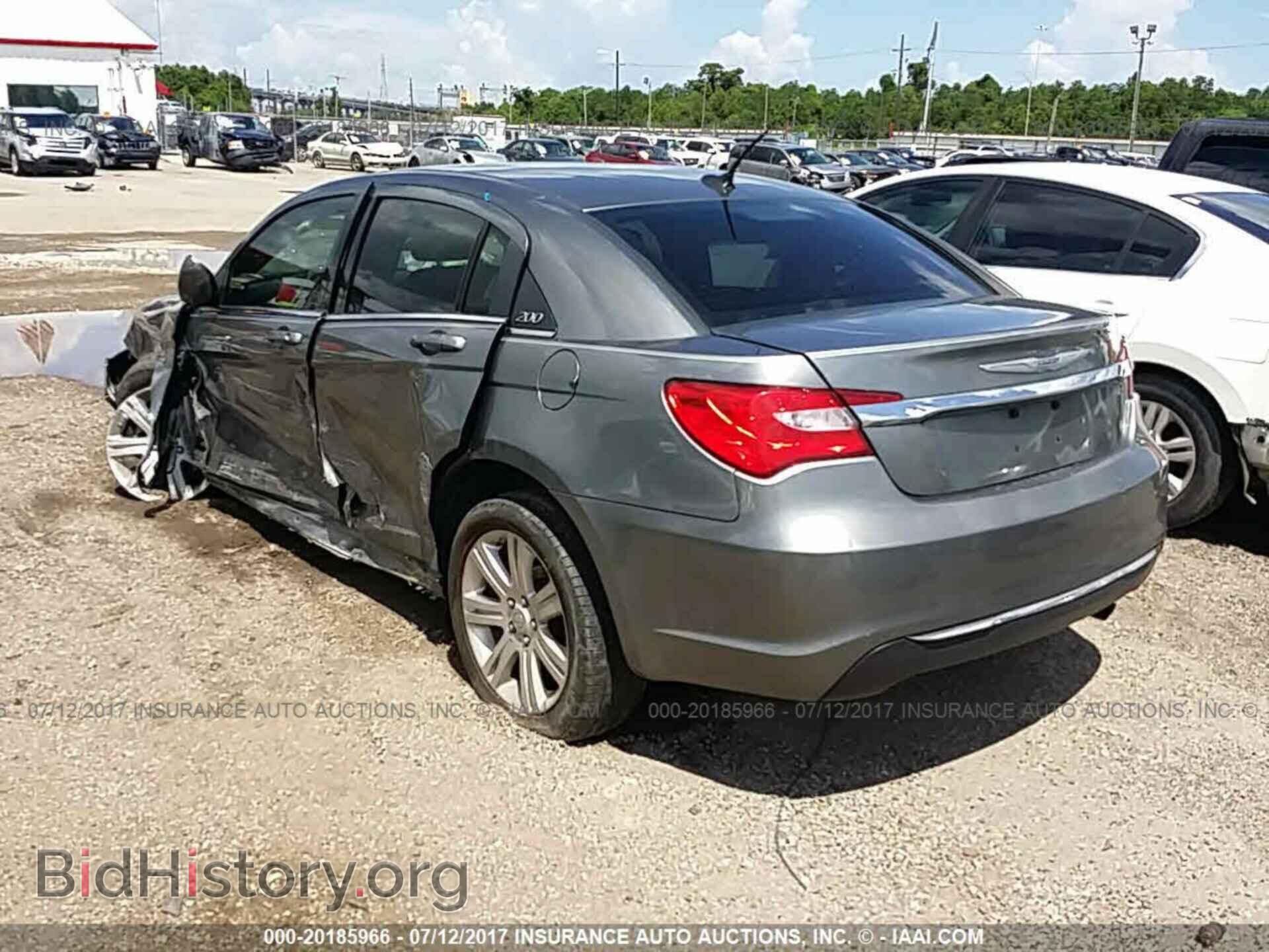 2012 Chrysler 200 - VIN: 1C3CCBBB2CN235073 - Фото 3