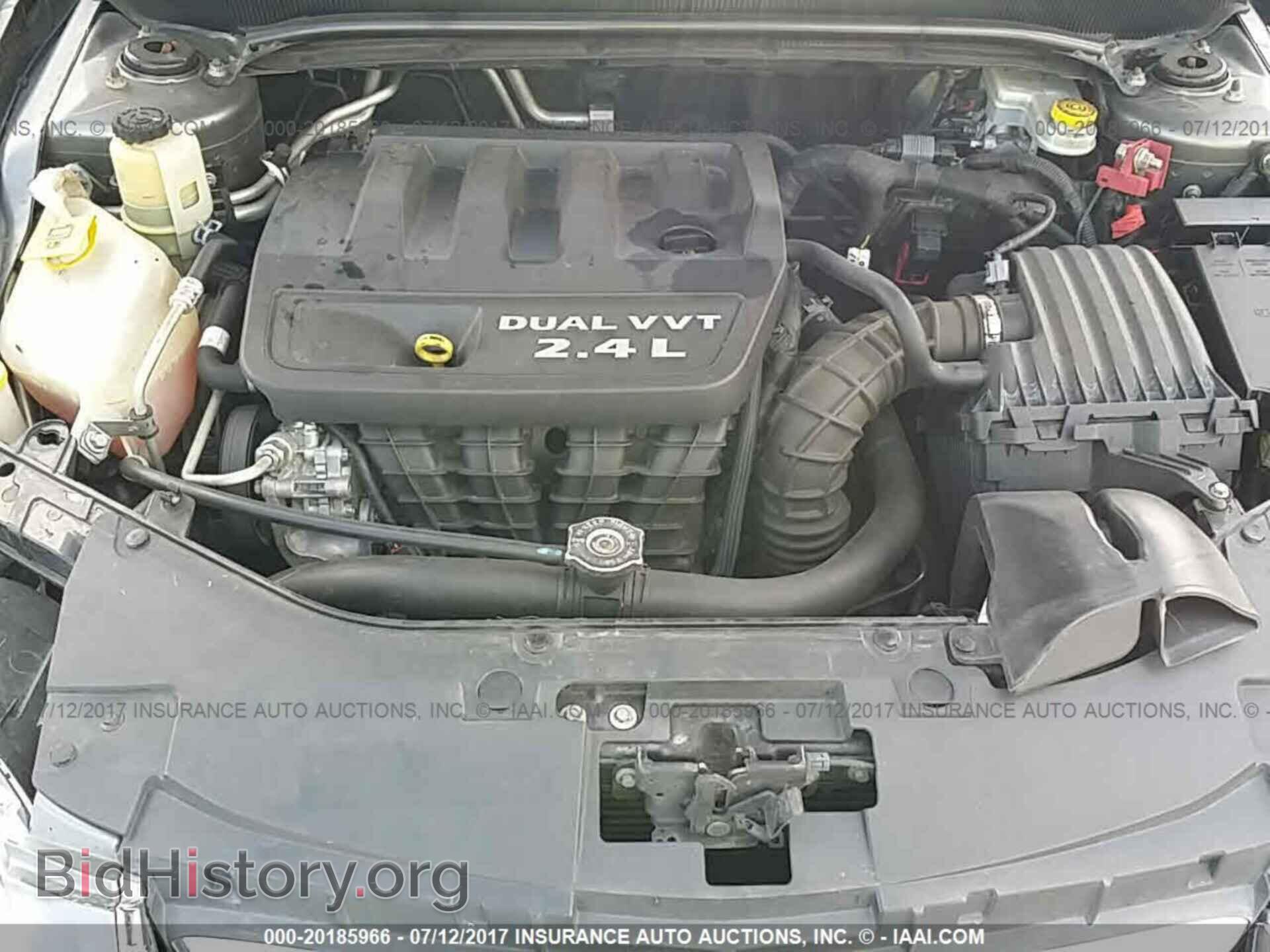 2012 Chrysler 200 - VIN: 1C3CCBBB2CN235073 - Фото 10