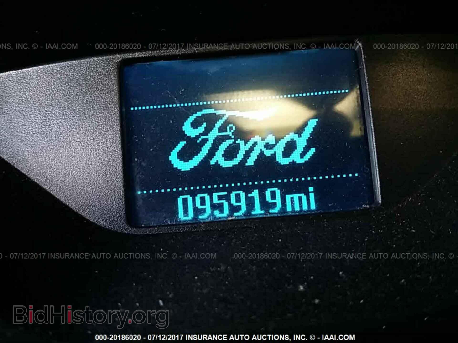 2012 Ford Focus - VIN: 1FAHP3F22CL241365 - Photo 7