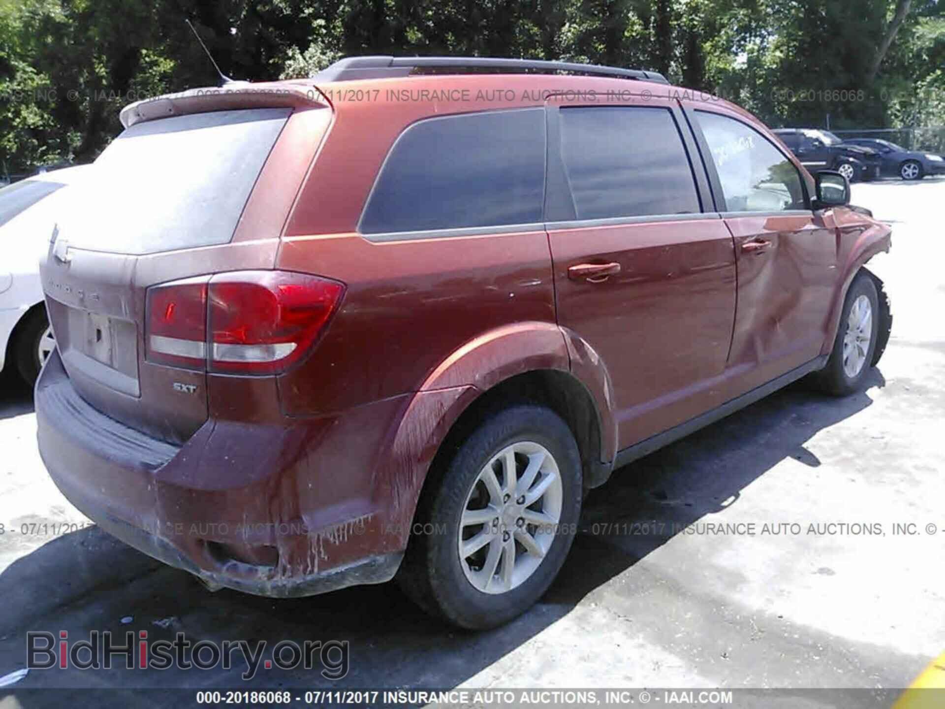 2014 Dodge Journey - VIN: 3C4PDDBG1ET143117 - Фото 4