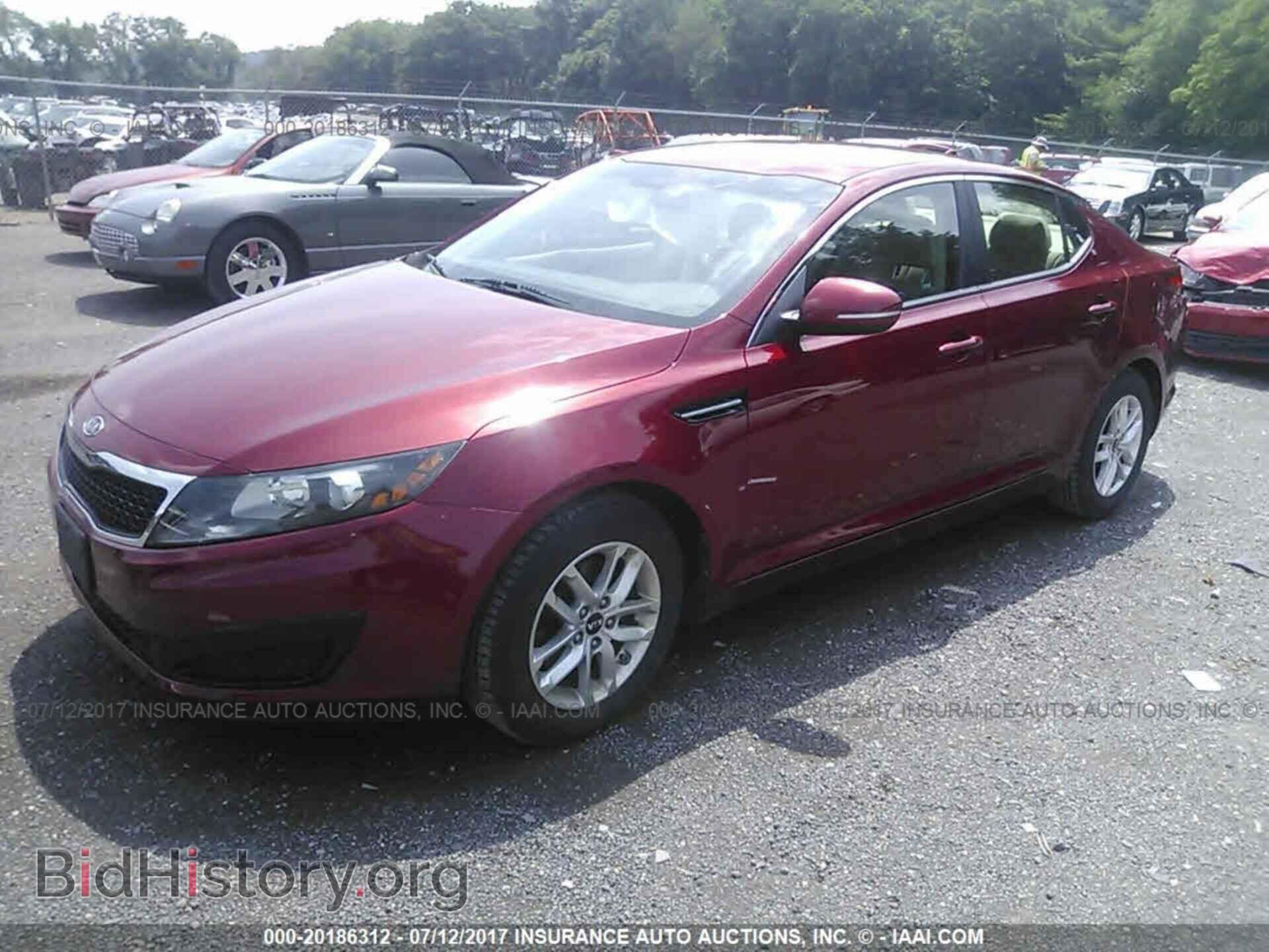 2011 Kia Optima - VIN: KNAGM4A74B5126855 - Фото 2