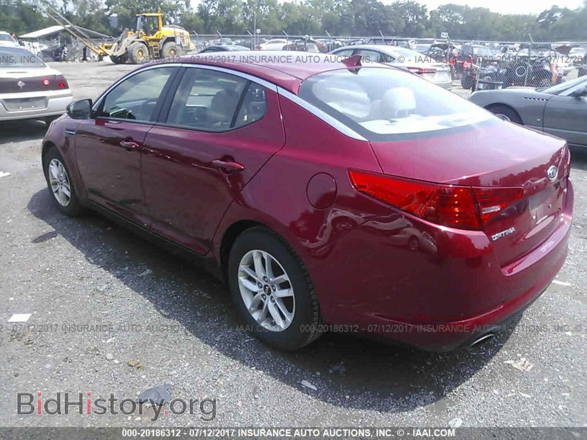 2011 Kia Optima - VIN: KNAGM4A74B5126855 - Фото 3