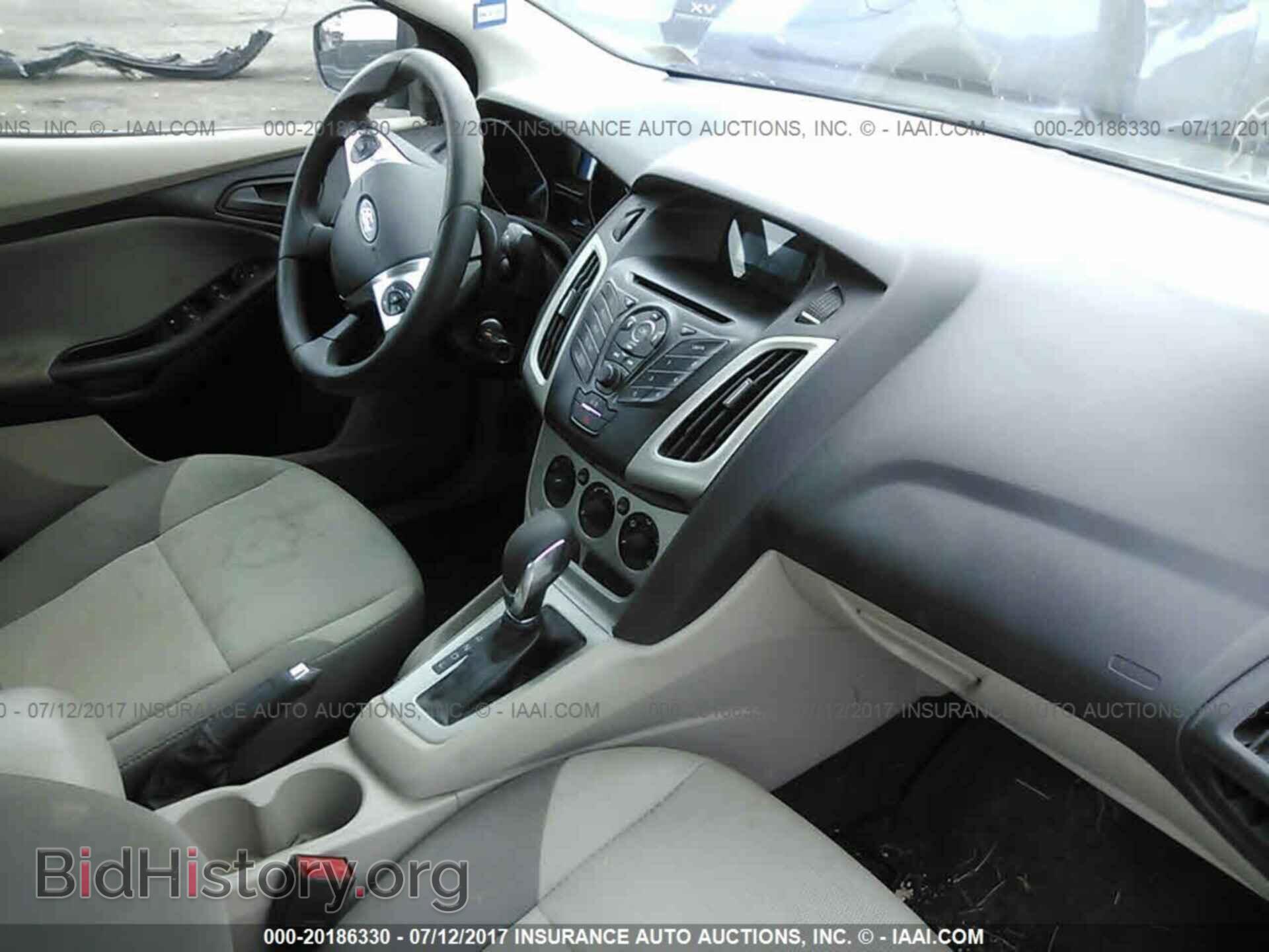2012 Ford Focus - VIN: 1FAHP3F2XCL456993 - Photo 5