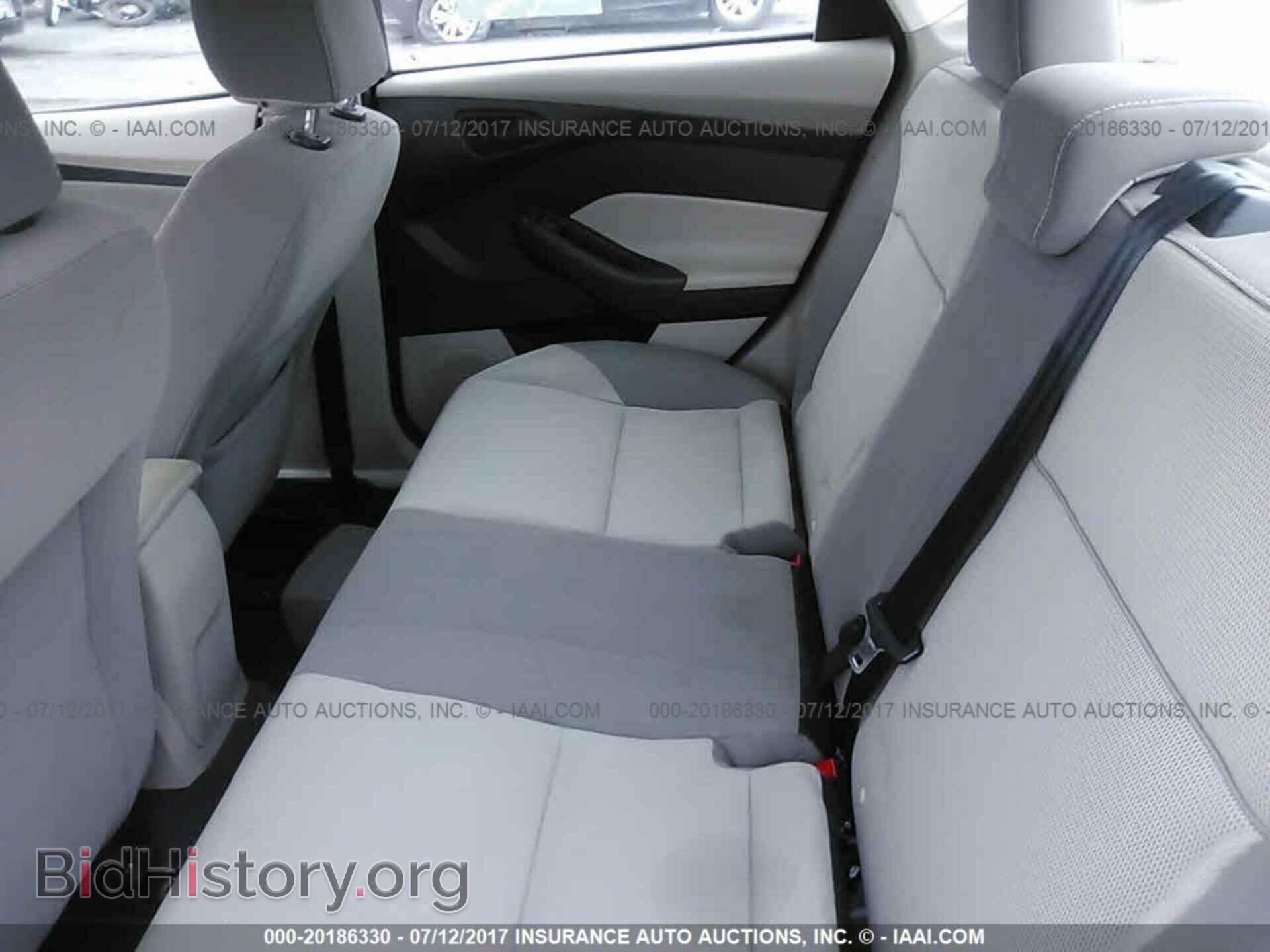 2012 Ford Focus - VIN: 1FAHP3F2XCL456993 - Photo 8