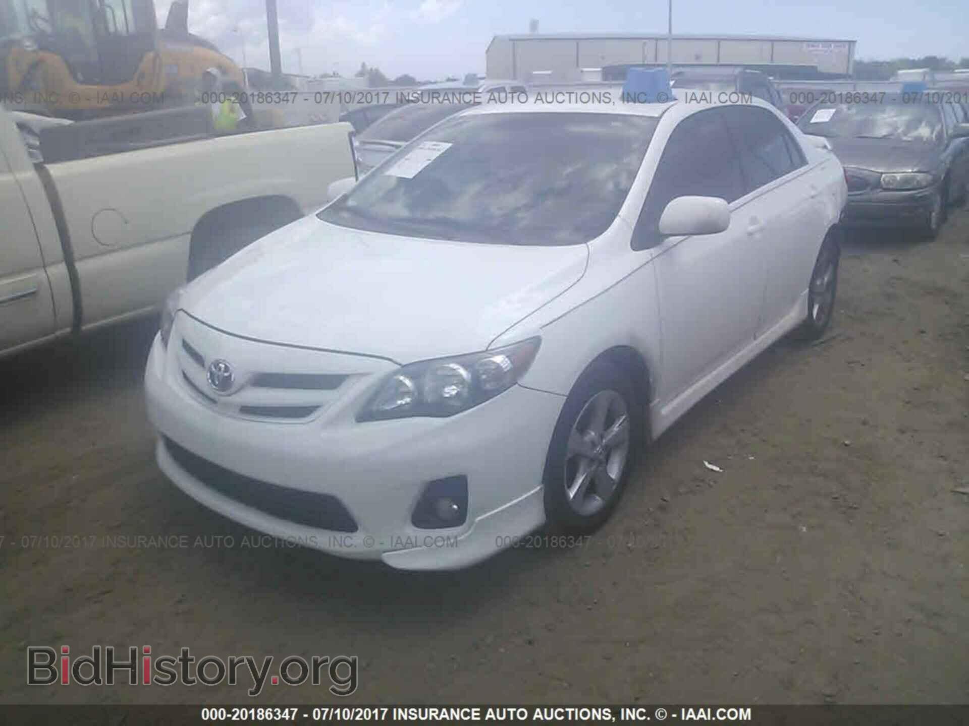 2013 Toyota Corolla - VIN: 5YFBU4EE7DP111424 - Фото 2