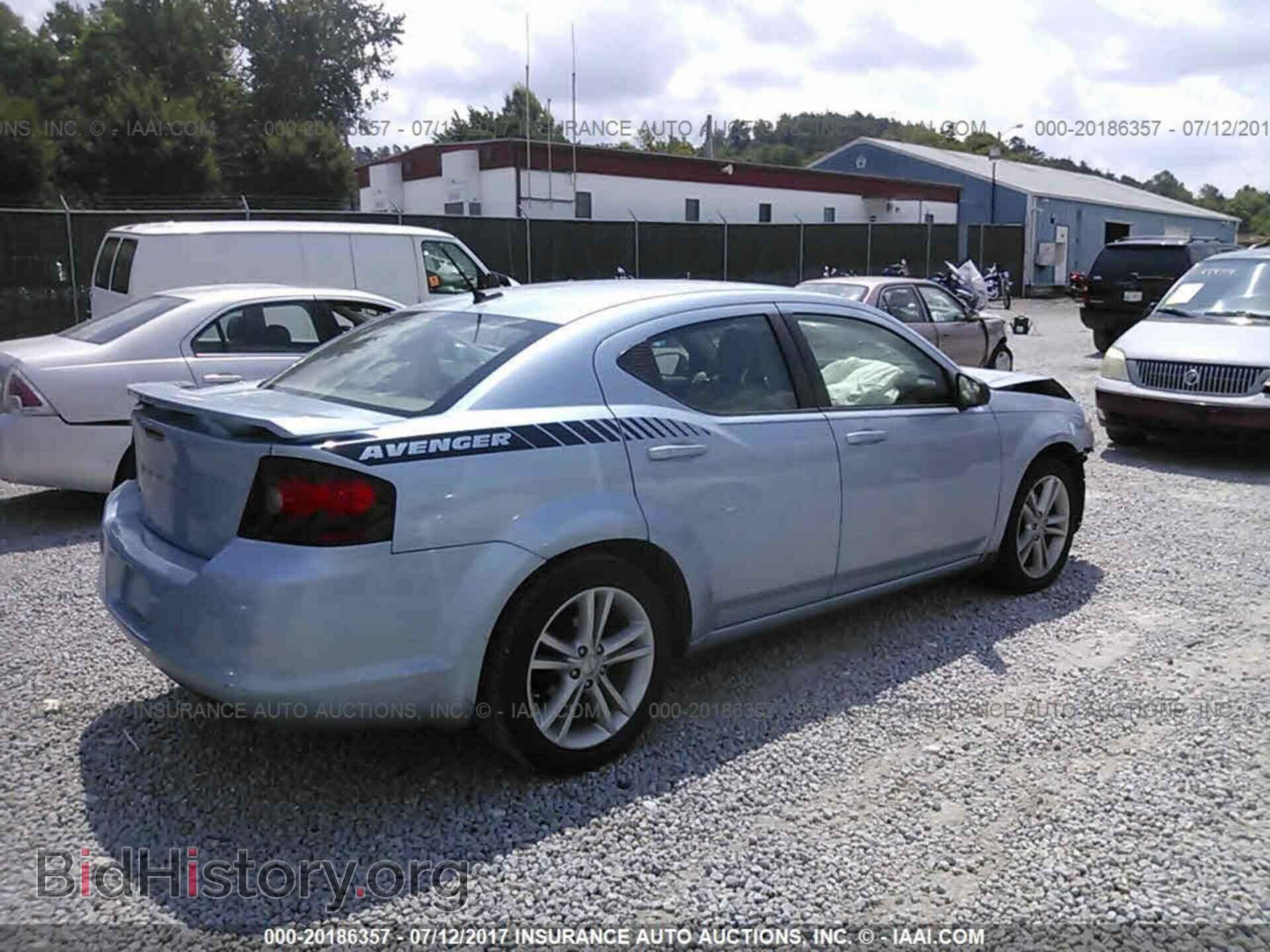 2013 Dodge Avenger - VIN: 1C3CDZAB2DN565191 - Photo 4