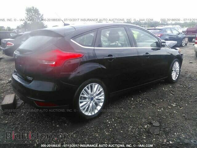 2016 Ford Focus - VIN: 1FADP3N26GL328398 - Photo 4