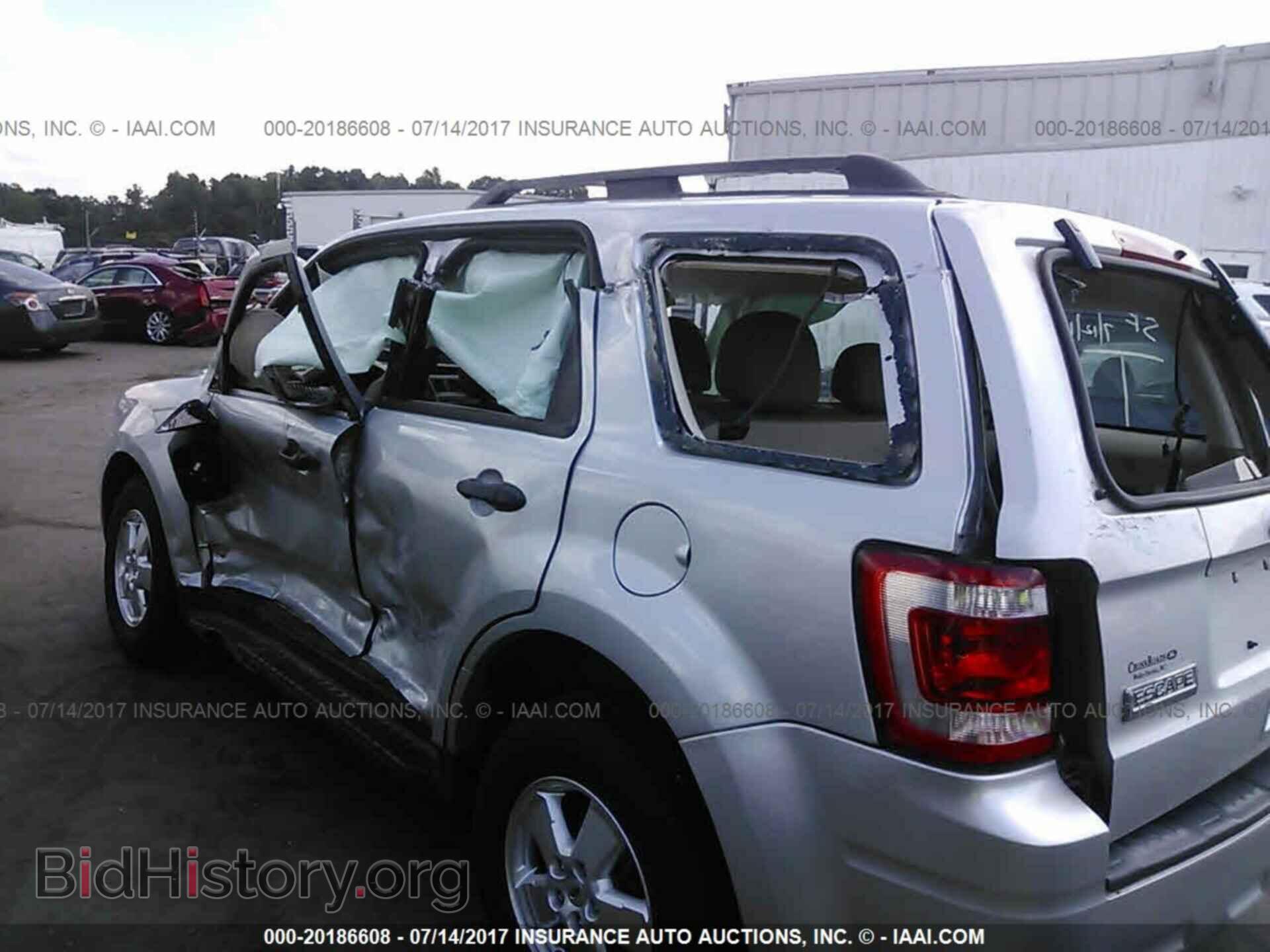 2011 Ford Escape - VIN: 1FMCU0C72BKC59893 - Photo 6