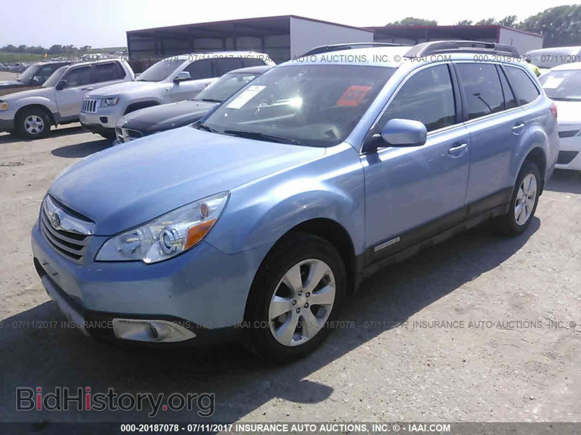 2012 Subaru Outback - VIN: 4S4BRCCC7C3209126 - Photo 2