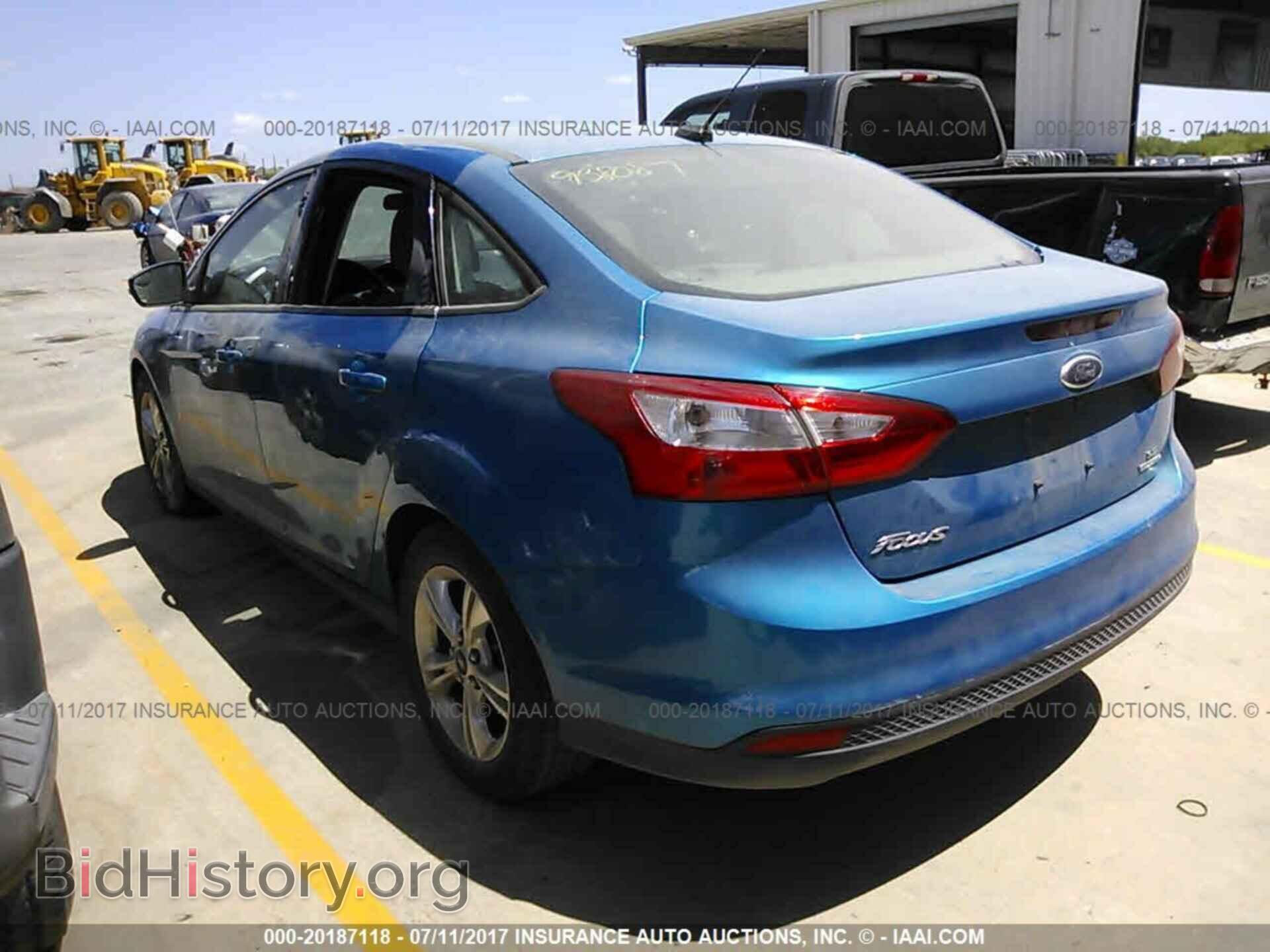 2014 Ford Focus - VIN: 1FADP3F2XEL155402 - Фото 3