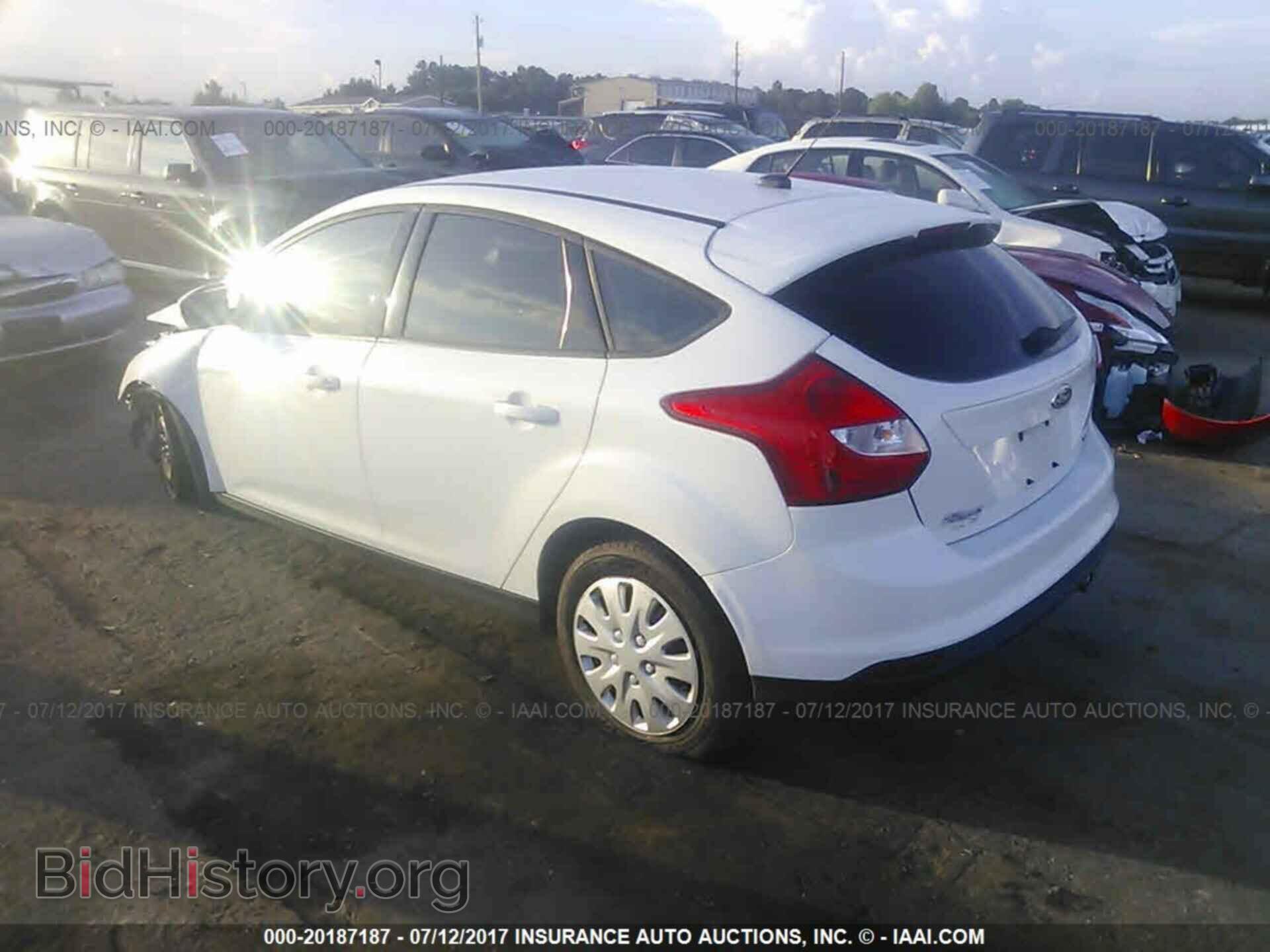 2012 Ford Focus - VIN: 1FAHP3K25CL119329 - Photo 3