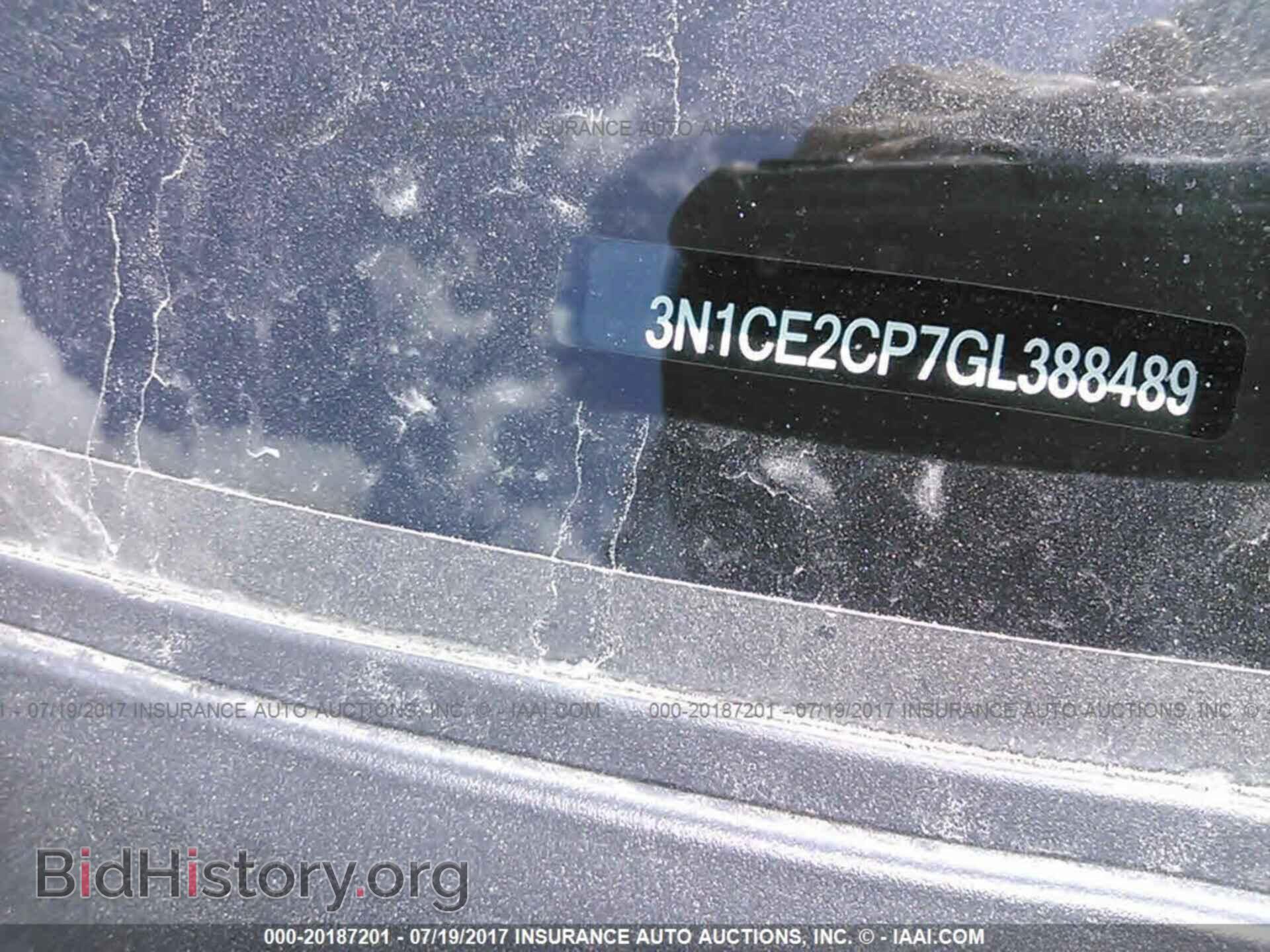 2016 Nissan Versa note - VIN: 3N1CE2CP7GL388489 - Photo 9