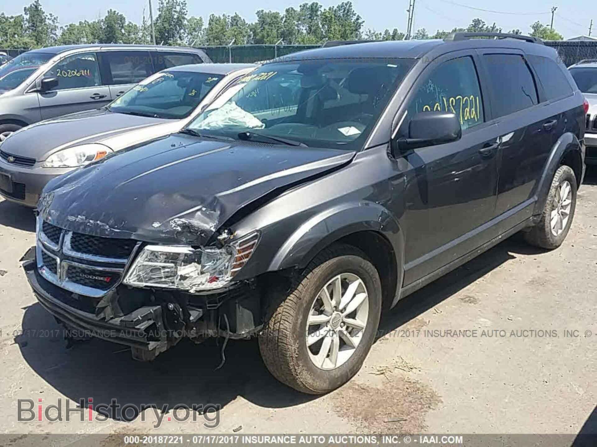 2015 Dodge Journey - VIN: 3C4PDCBB2FT511949 - Фото 2