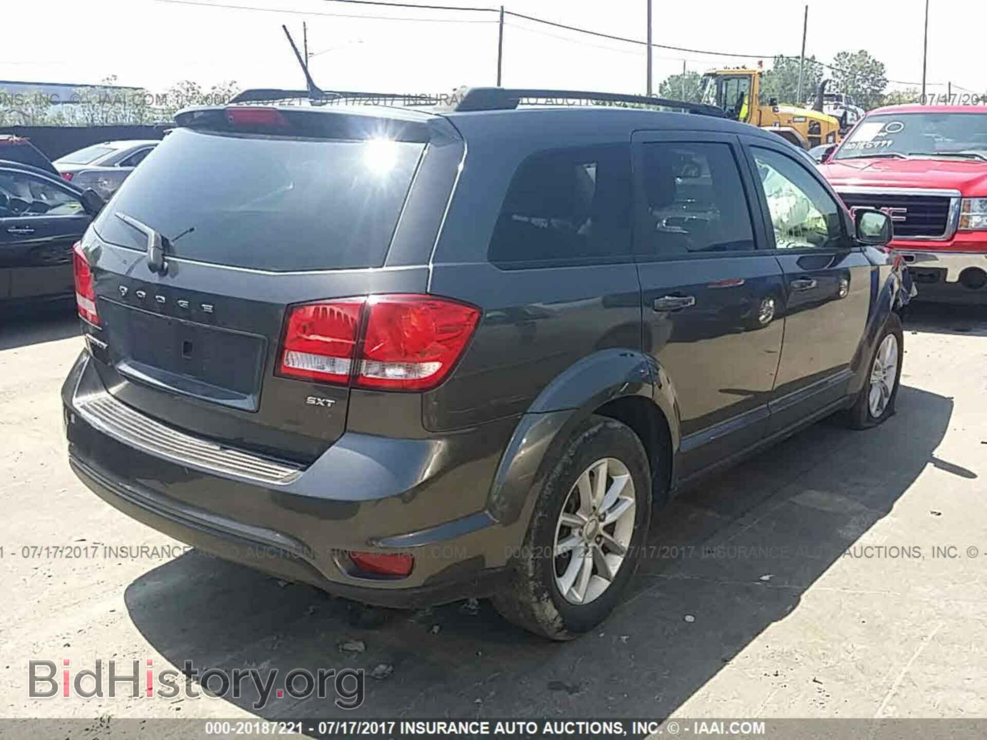 2015 Dodge Journey - VIN: 3C4PDCBB2FT511949 - Фото 4
