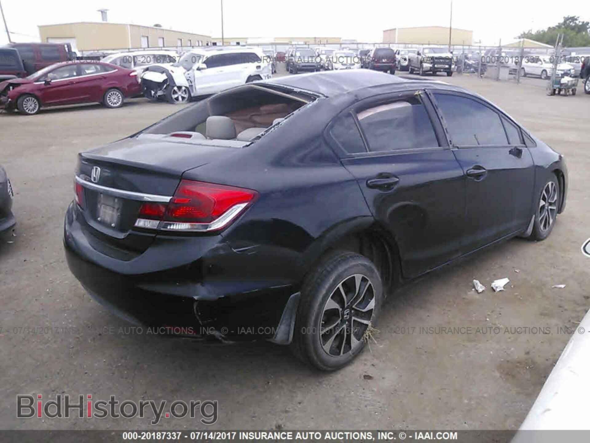 2013 Honda Civic - VIN: 19XFB2F88DE042183 - Photo 4