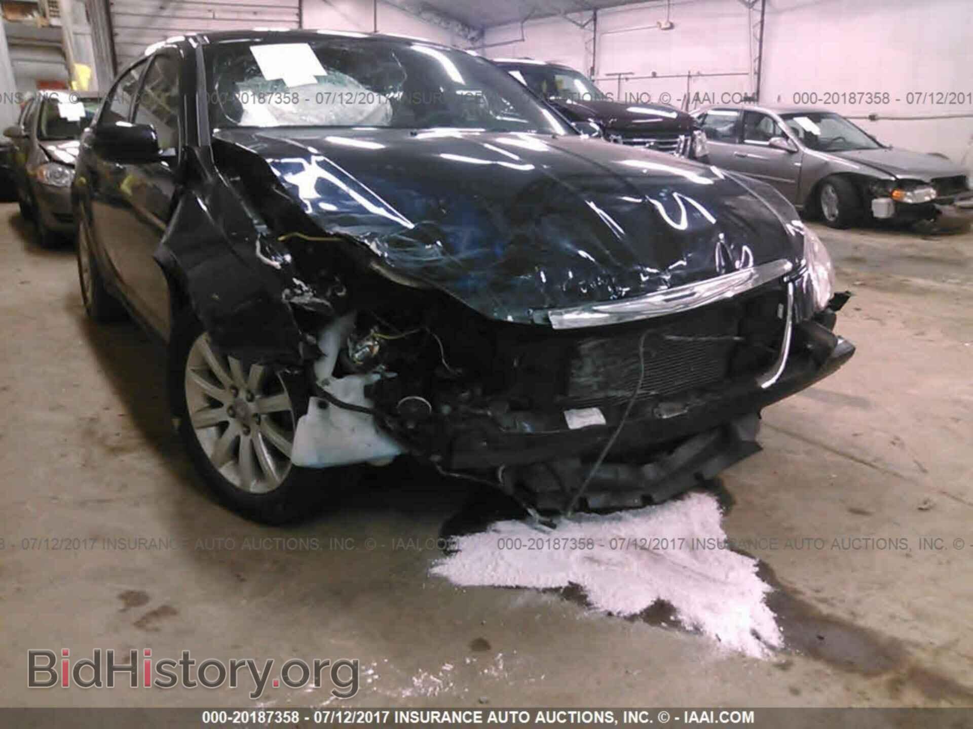 2011 Chrysler 200 - VIN: 1C3BC1FG0BN575963 - Фото 6
