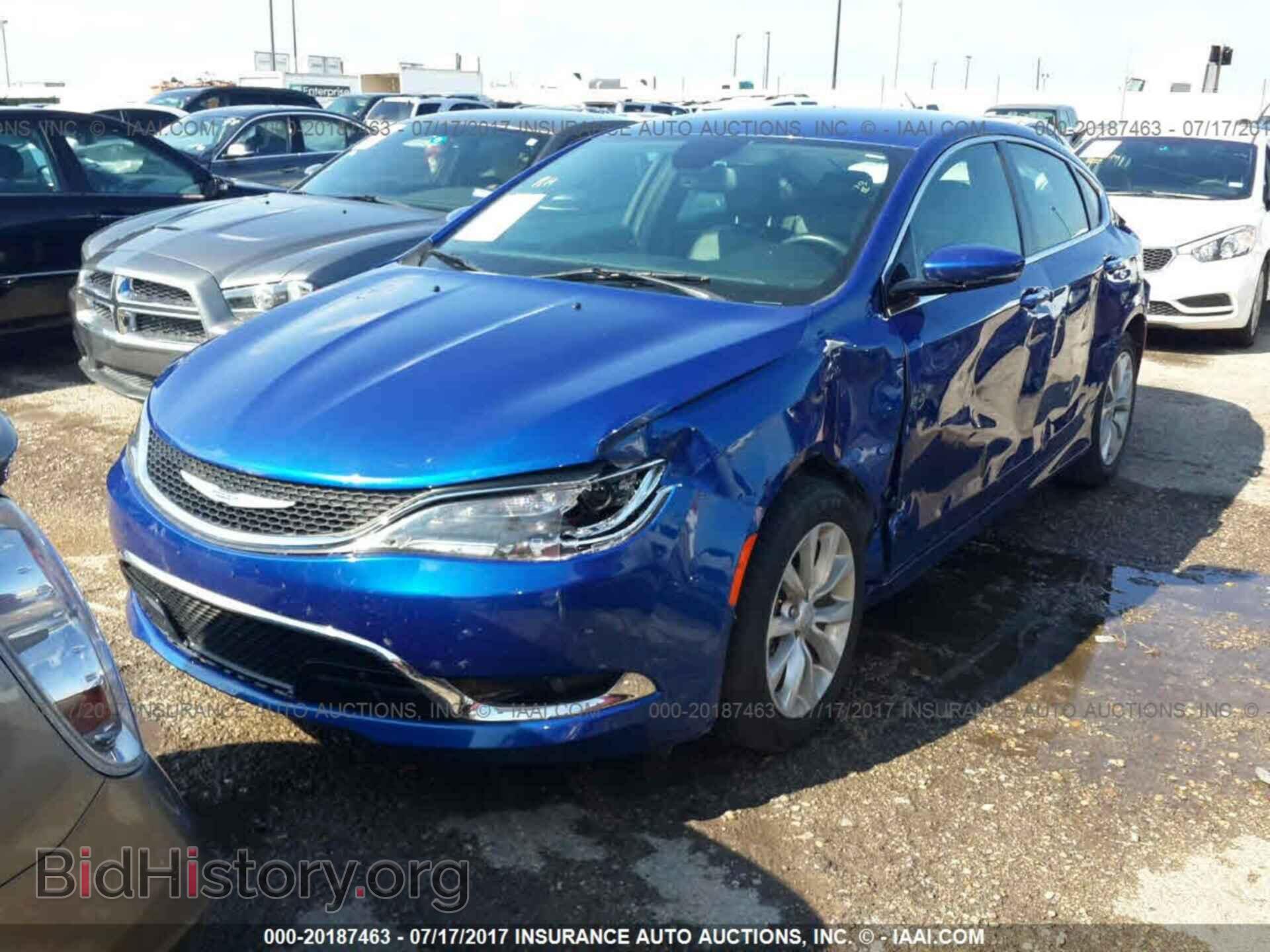 2015 Chrysler 200 - VIN: 1C3CCCCB0FN520542 - Фото 2