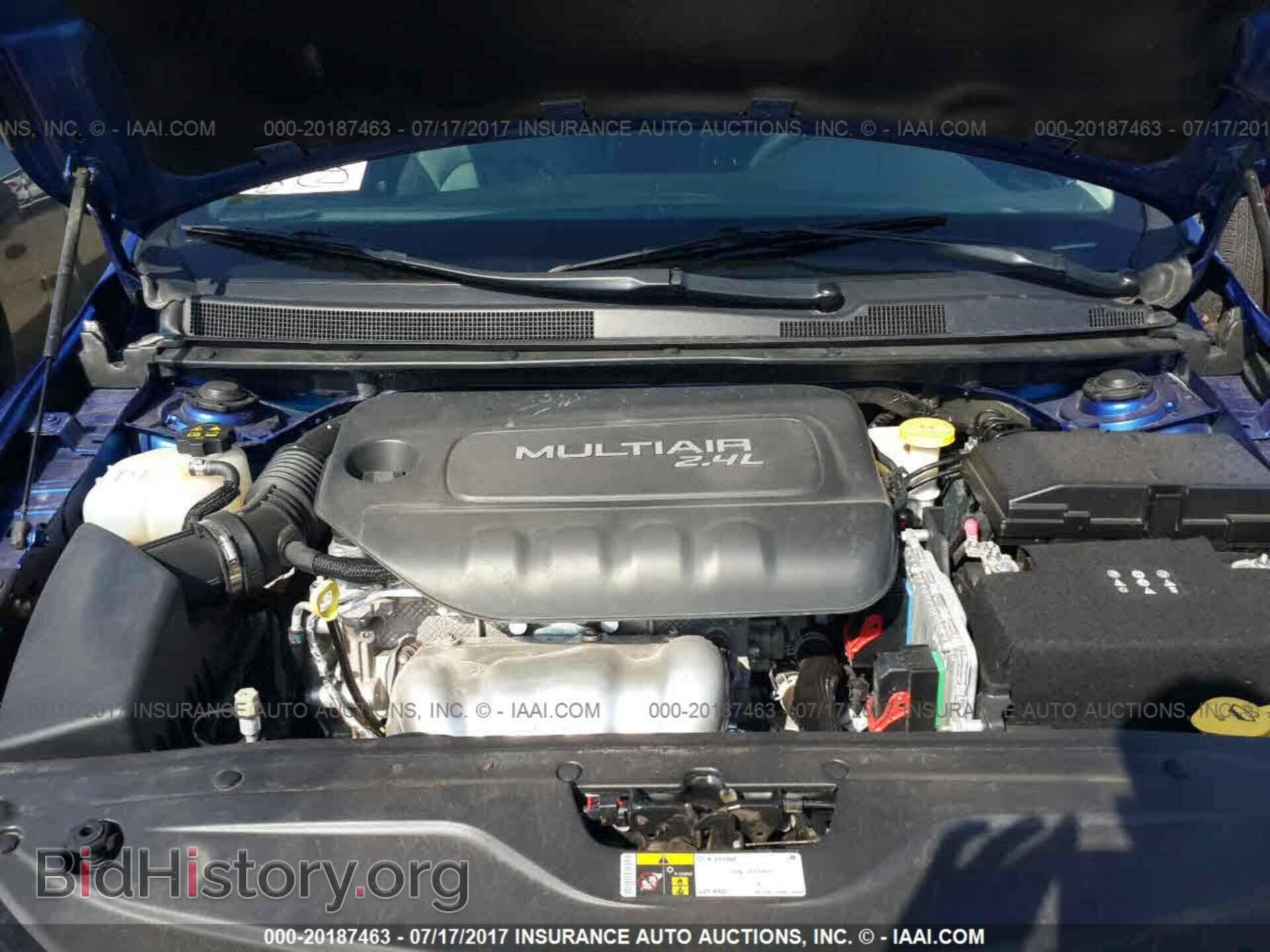 2015 Chrysler 200 - VIN: 1C3CCCCB0FN520542 - Фото 10