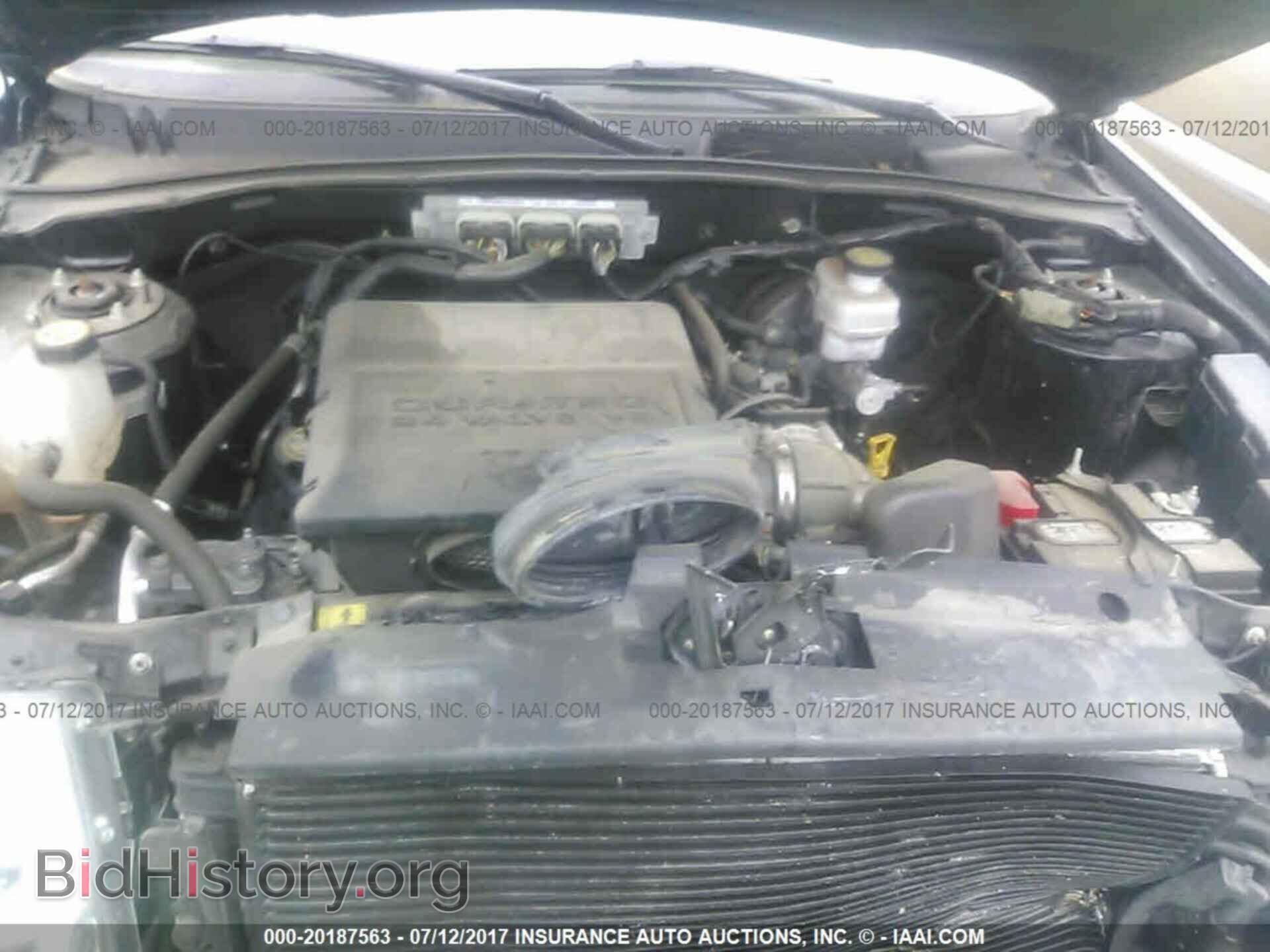 2011 Ford Escape - VIN: 1FMCU0DG6BKA97801 - Фото 10