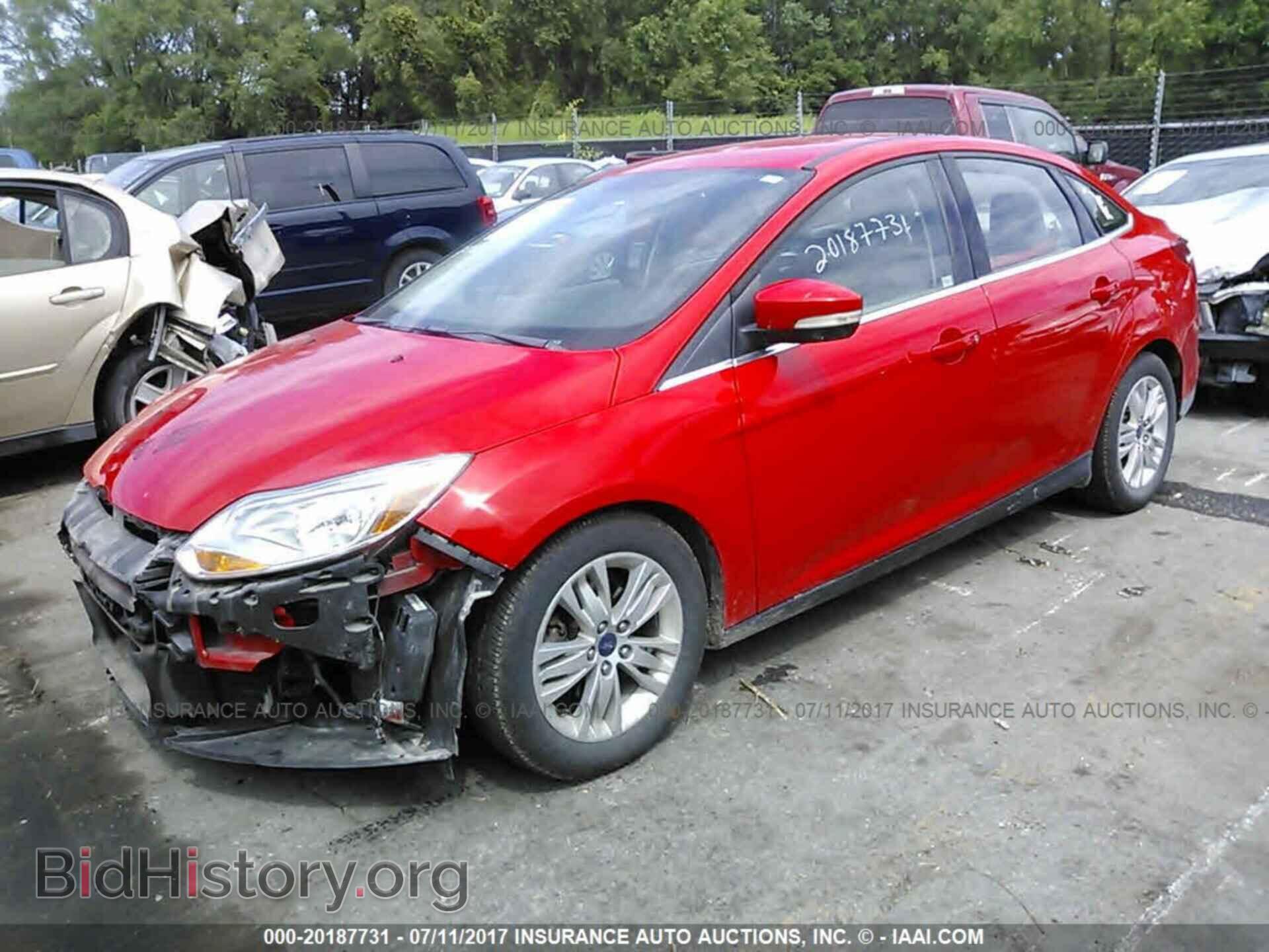 2012 Ford Focus - VIN: 1FAHP3H20CL367768 - Фото 2