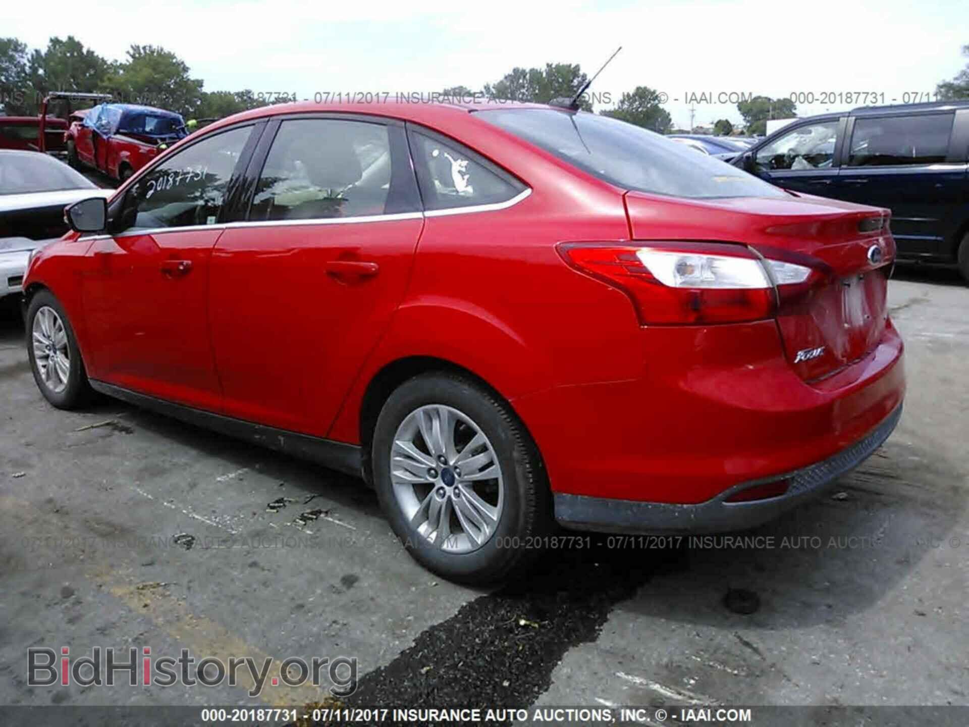 2012 Ford Focus - VIN: 1FAHP3H20CL367768 - Фото 3