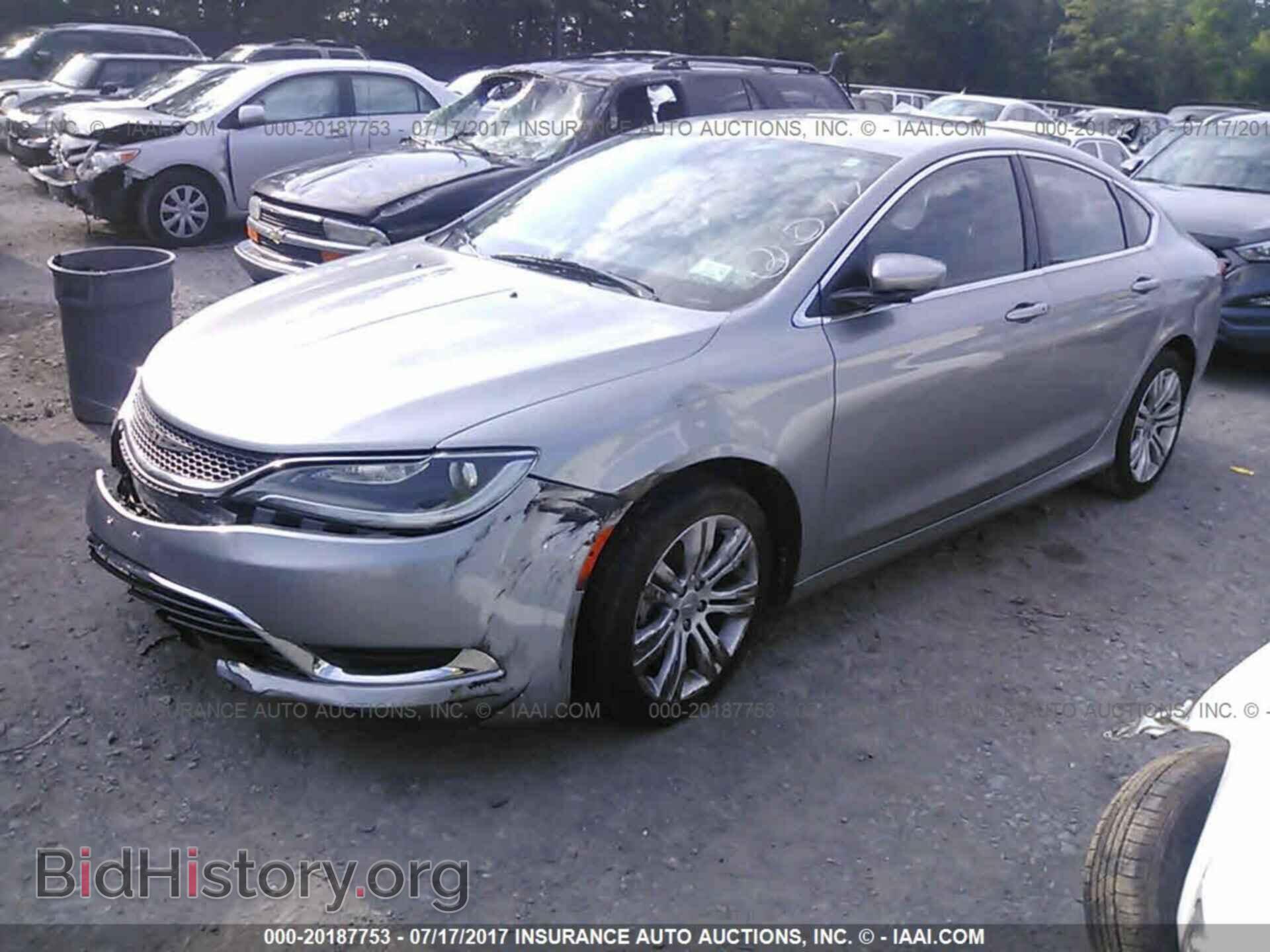 2016 Chrysler 200 - VIN: 1C3CCCAB9GN145786 - Фото 2