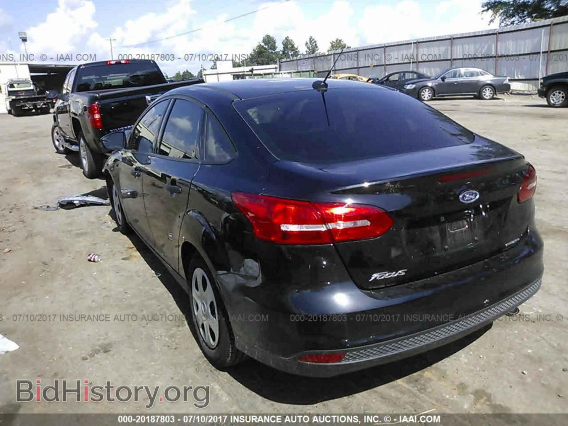 2016 Ford Focus - VIN: 1FADP3E22GL314773 - Фото 3