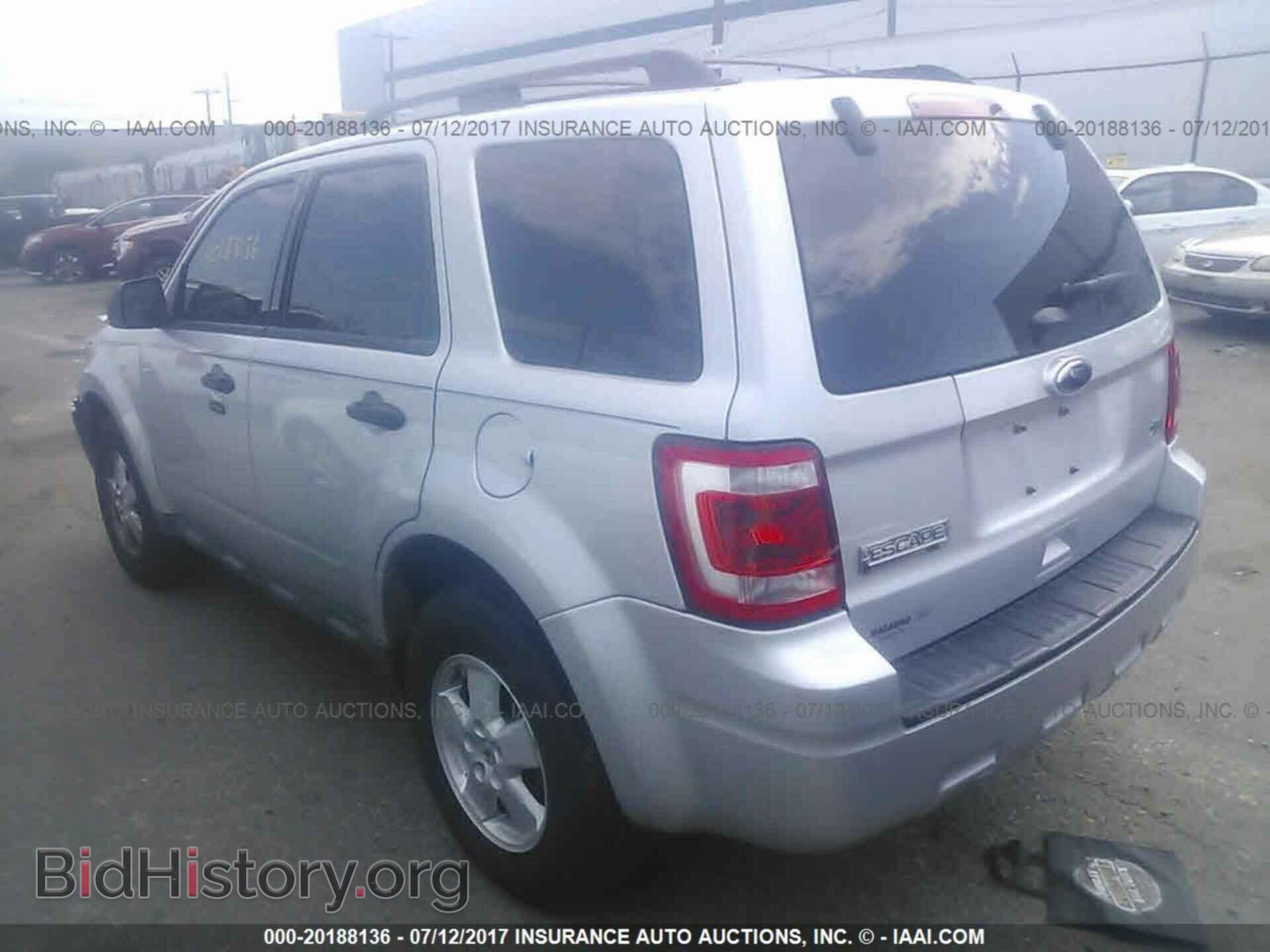 2012 Ford Escape - VIN: 1FMCU9DG1CKC73370 - Photo 3