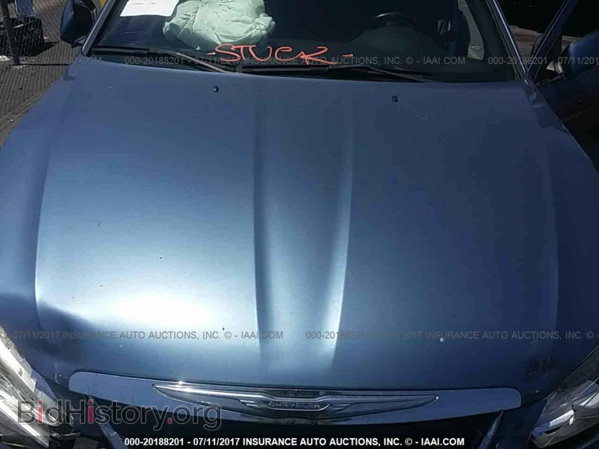 2011 Chrysler 200 - VIN: 1C3BC1FB2BN592963 - Photo 10