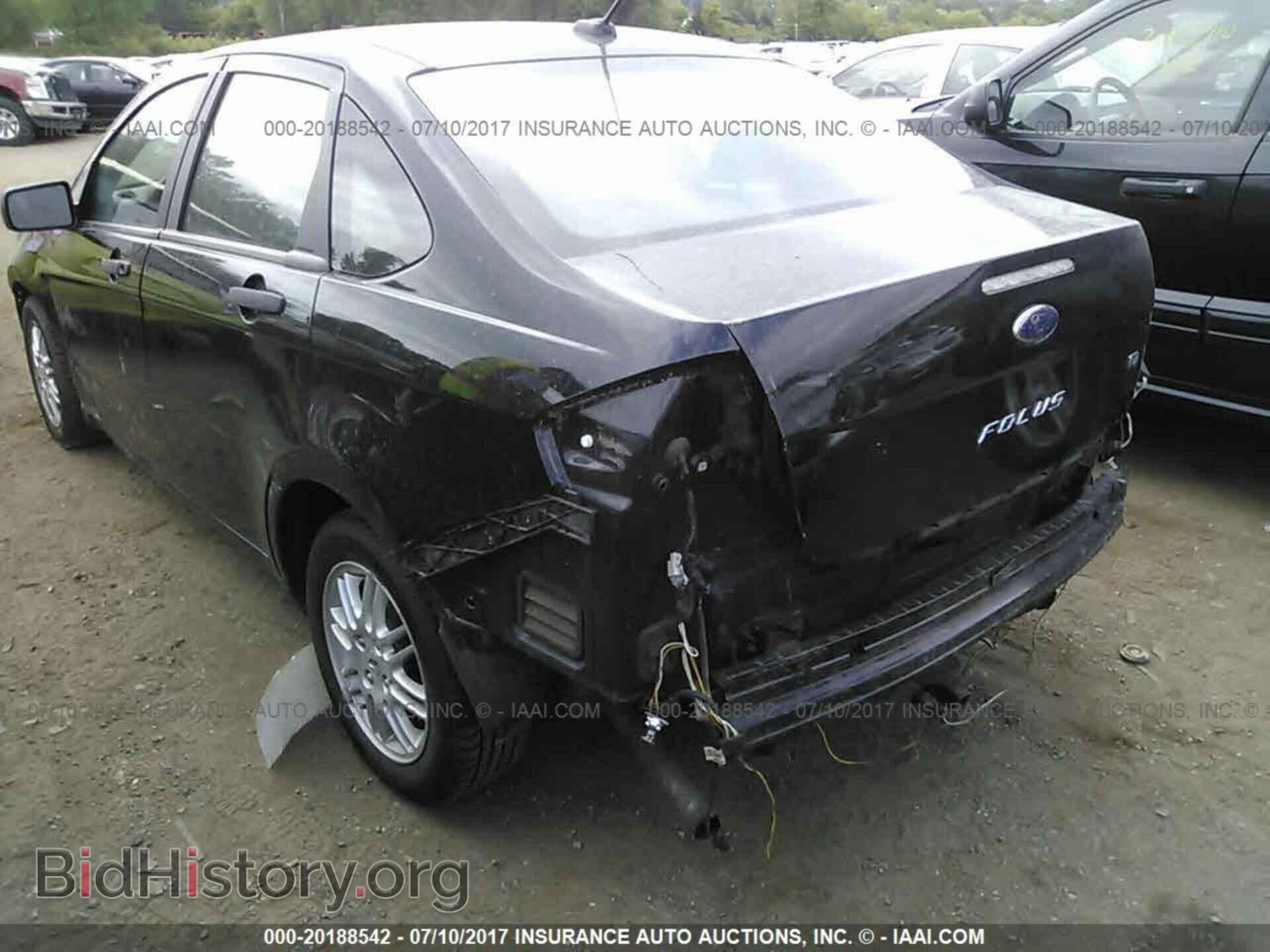 2011 Ford Focus - VIN: 1FAHP3FN3BW180549 - Фото 3