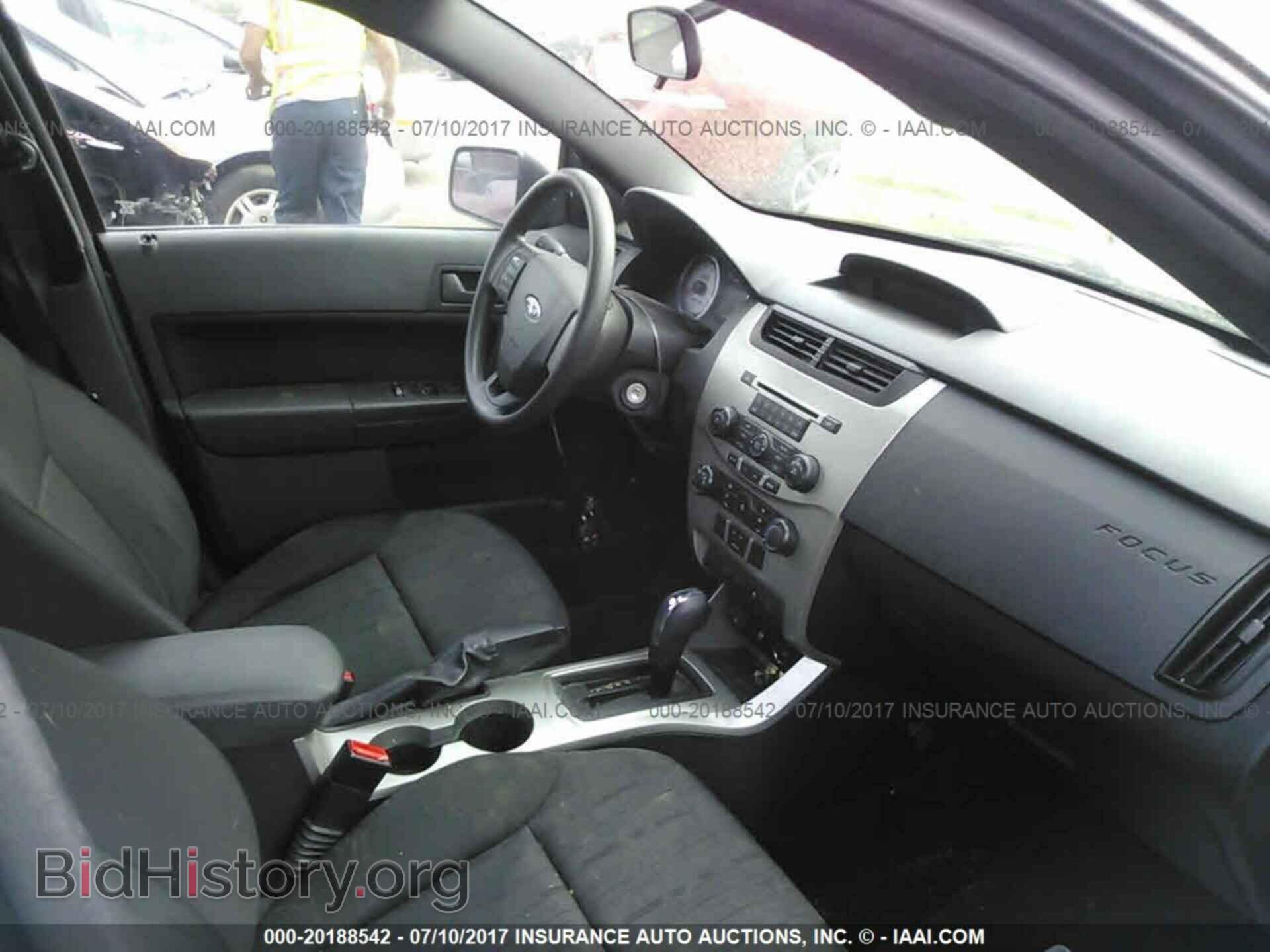 2011 Ford Focus - VIN: 1FAHP3FN3BW180549 - Фото 5